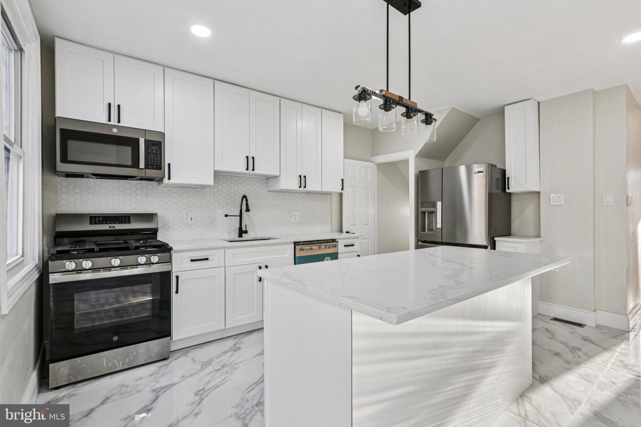 WEST OAK LANE - Residential