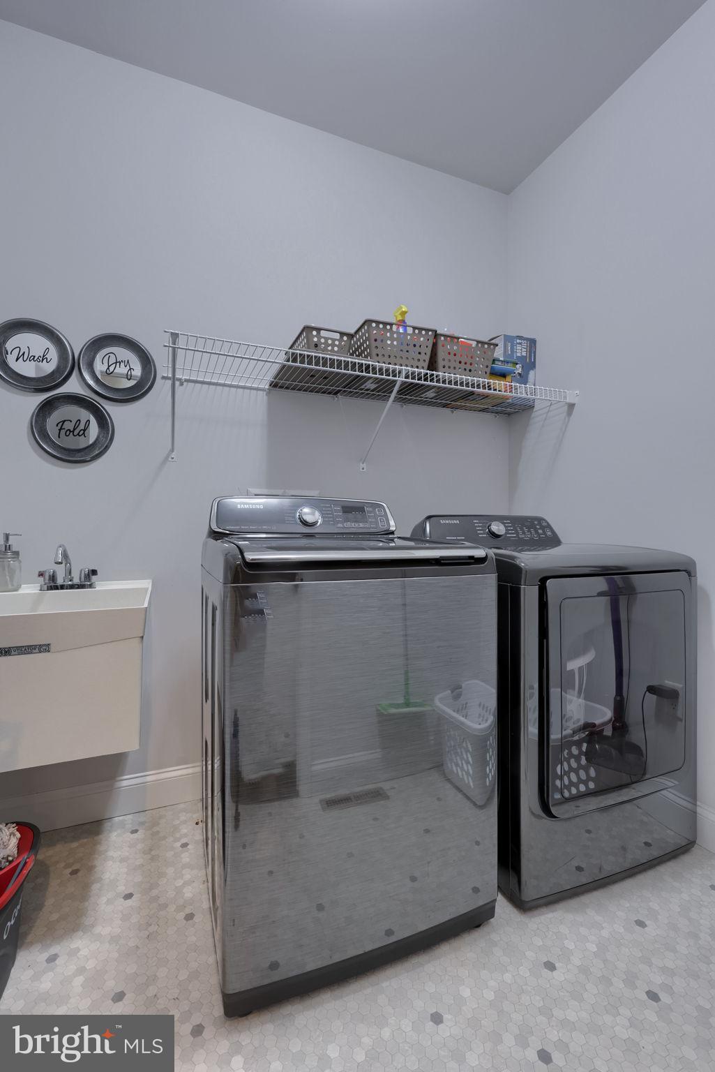 CROSSGATES - Residential