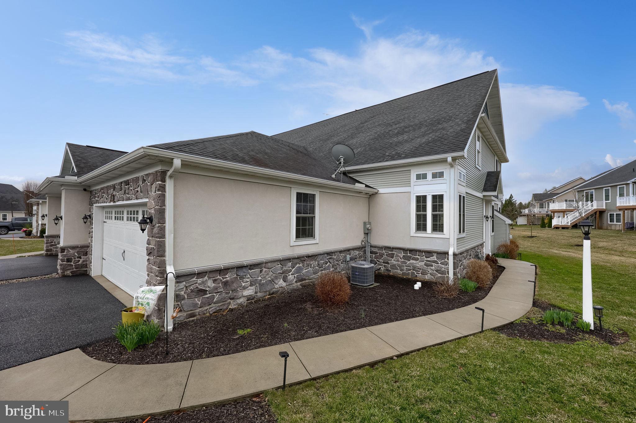 CROSSGATES - Residential