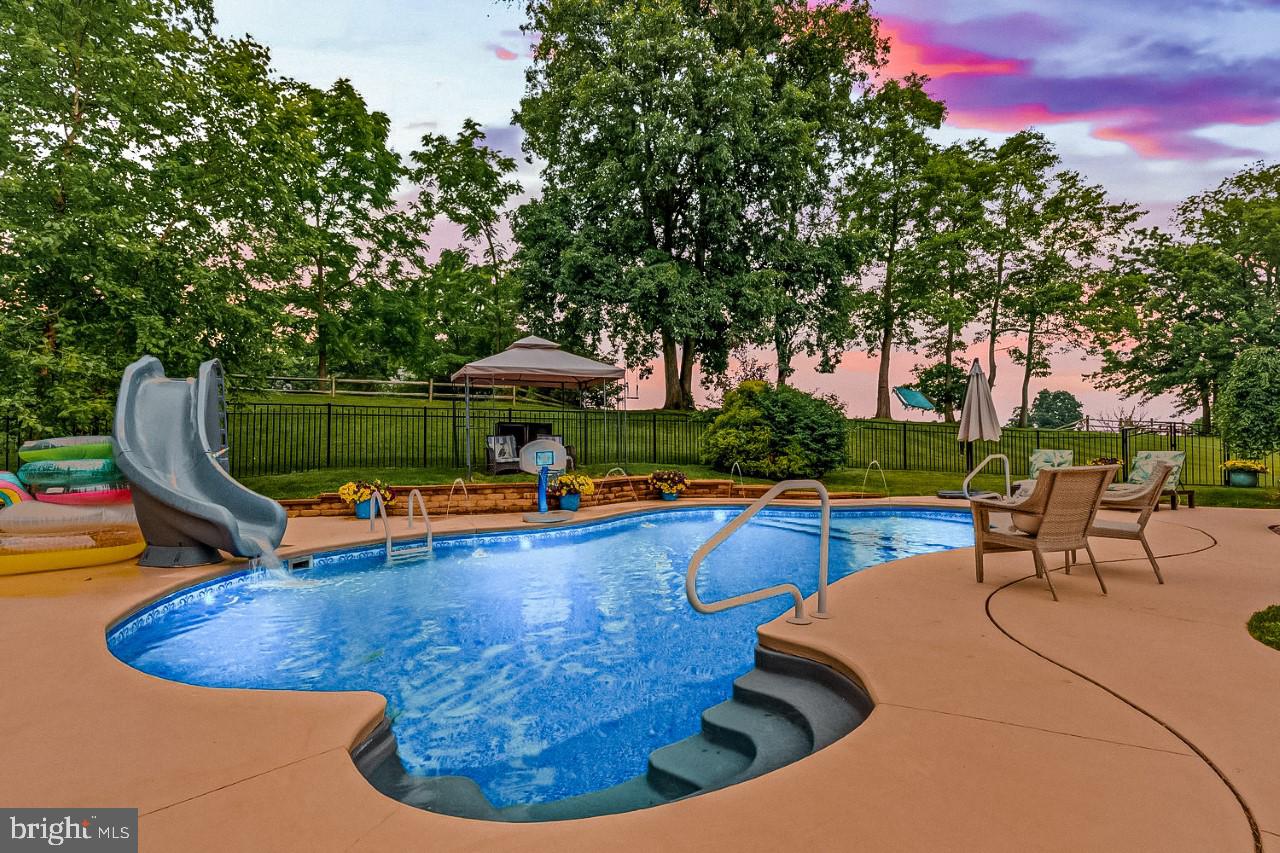 BRUNNERVILLE - Residential