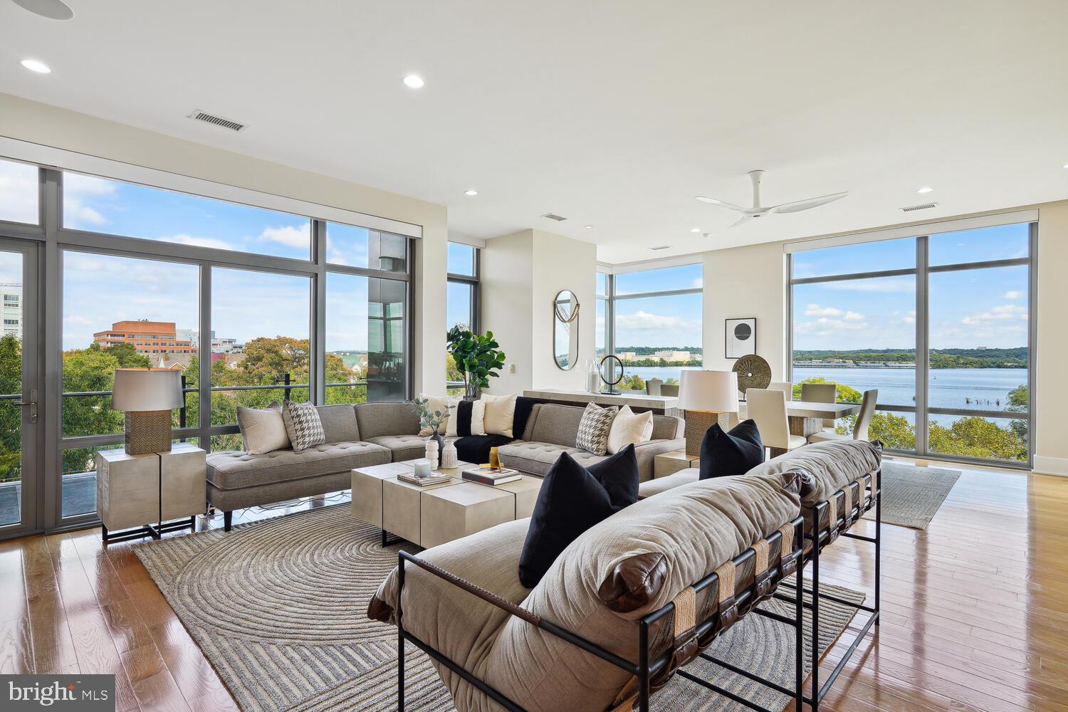 THE ORONOCO - Residential