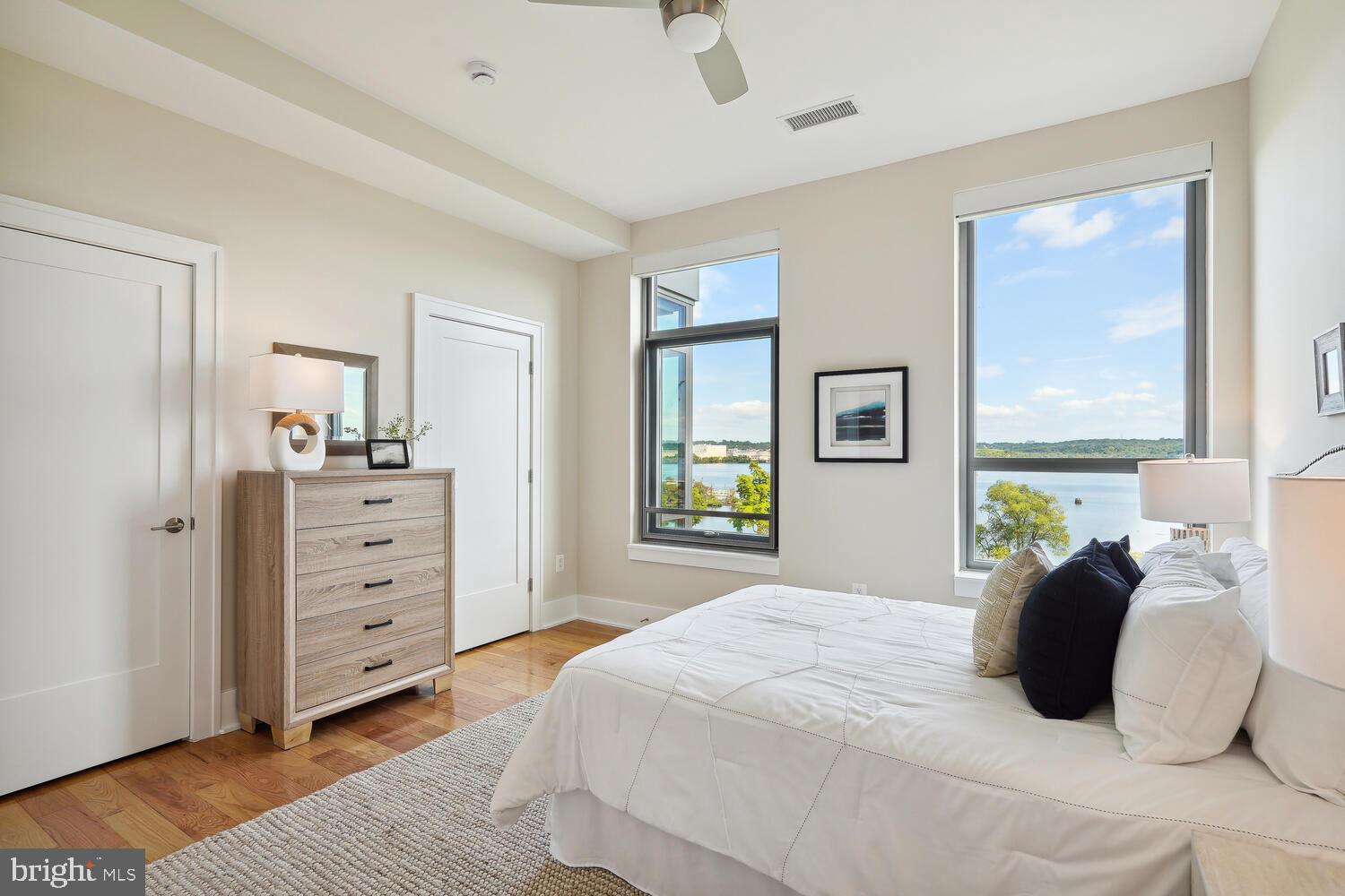 THE ORONOCO - Residential