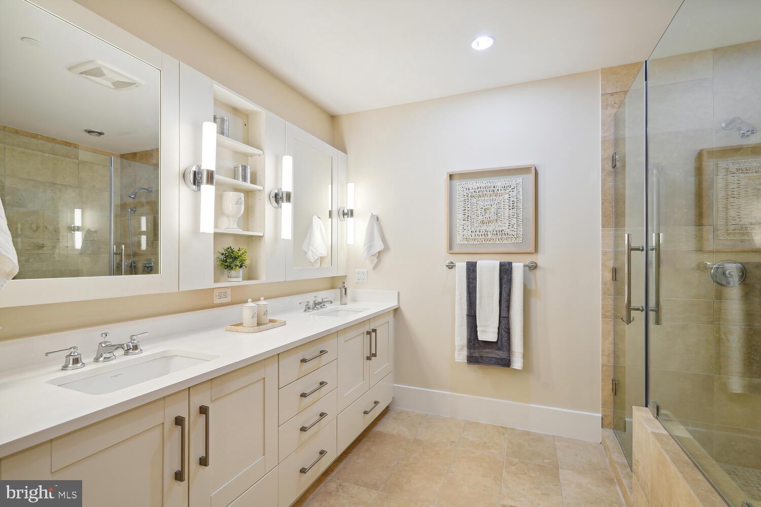 THE ORONOCO - Residential