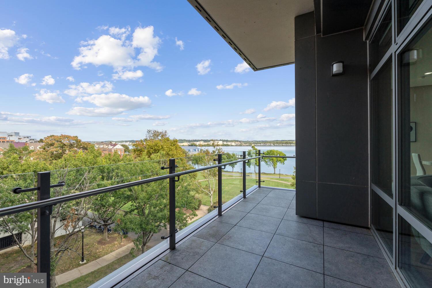 THE ORONOCO - Residential