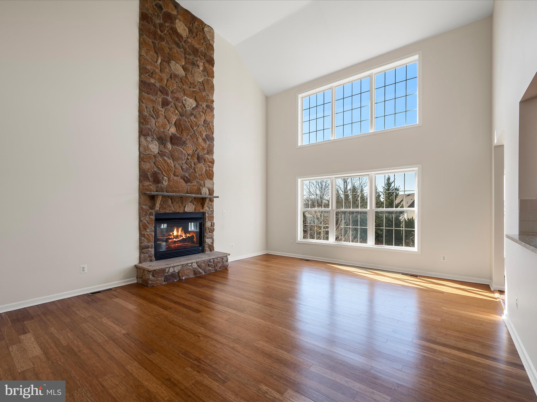 TWIN LAKE OVERLOOK - Residential