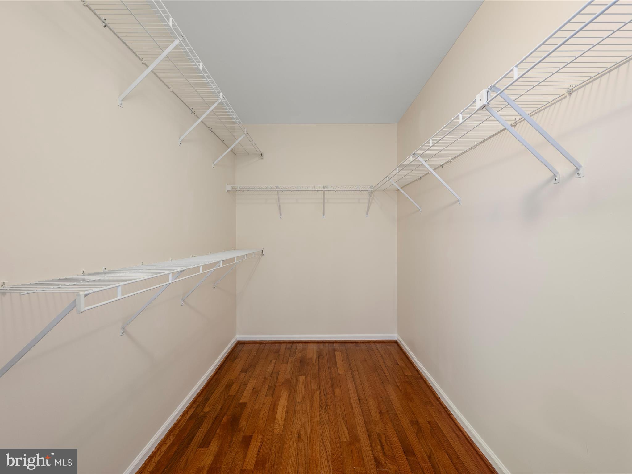 TWIN LAKE OVERLOOK - Residential