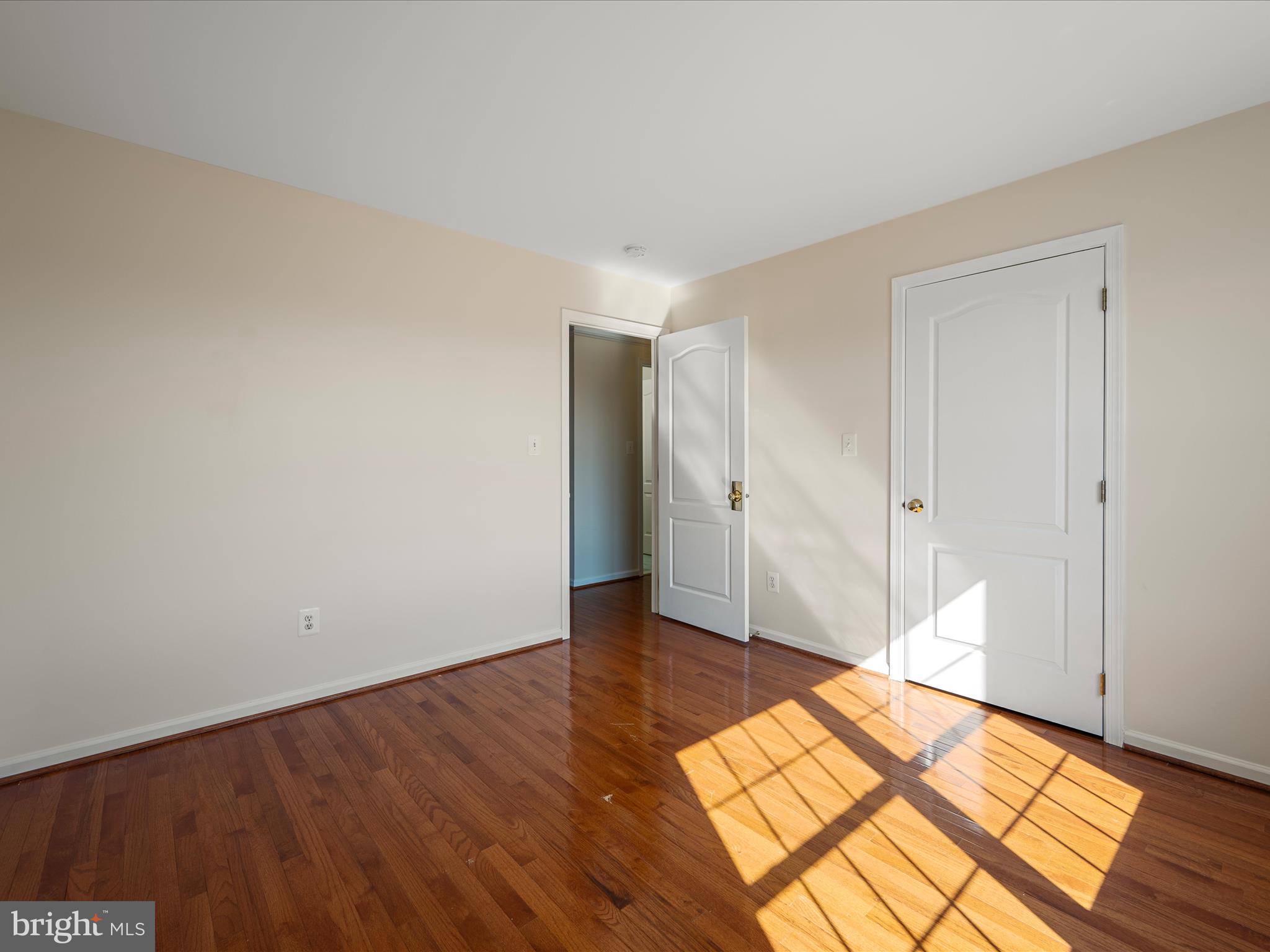 TWIN LAKE OVERLOOK - Residential