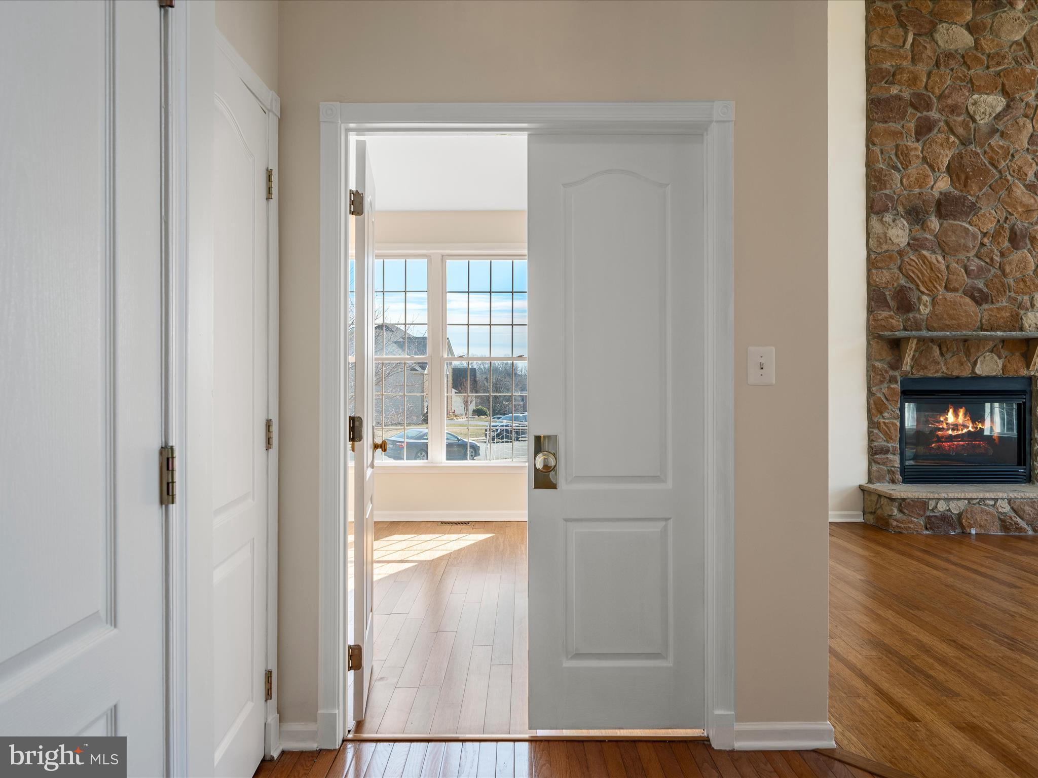 TWIN LAKE OVERLOOK - Residential