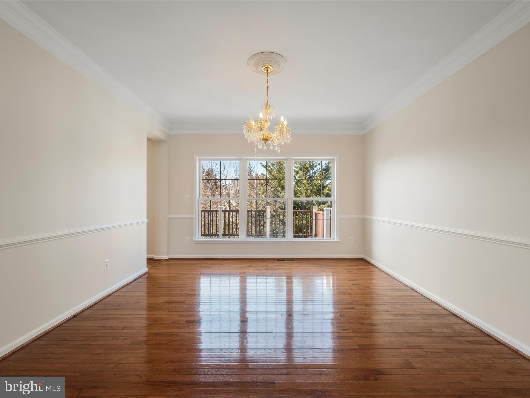 TWIN LAKE OVERLOOK - Residential