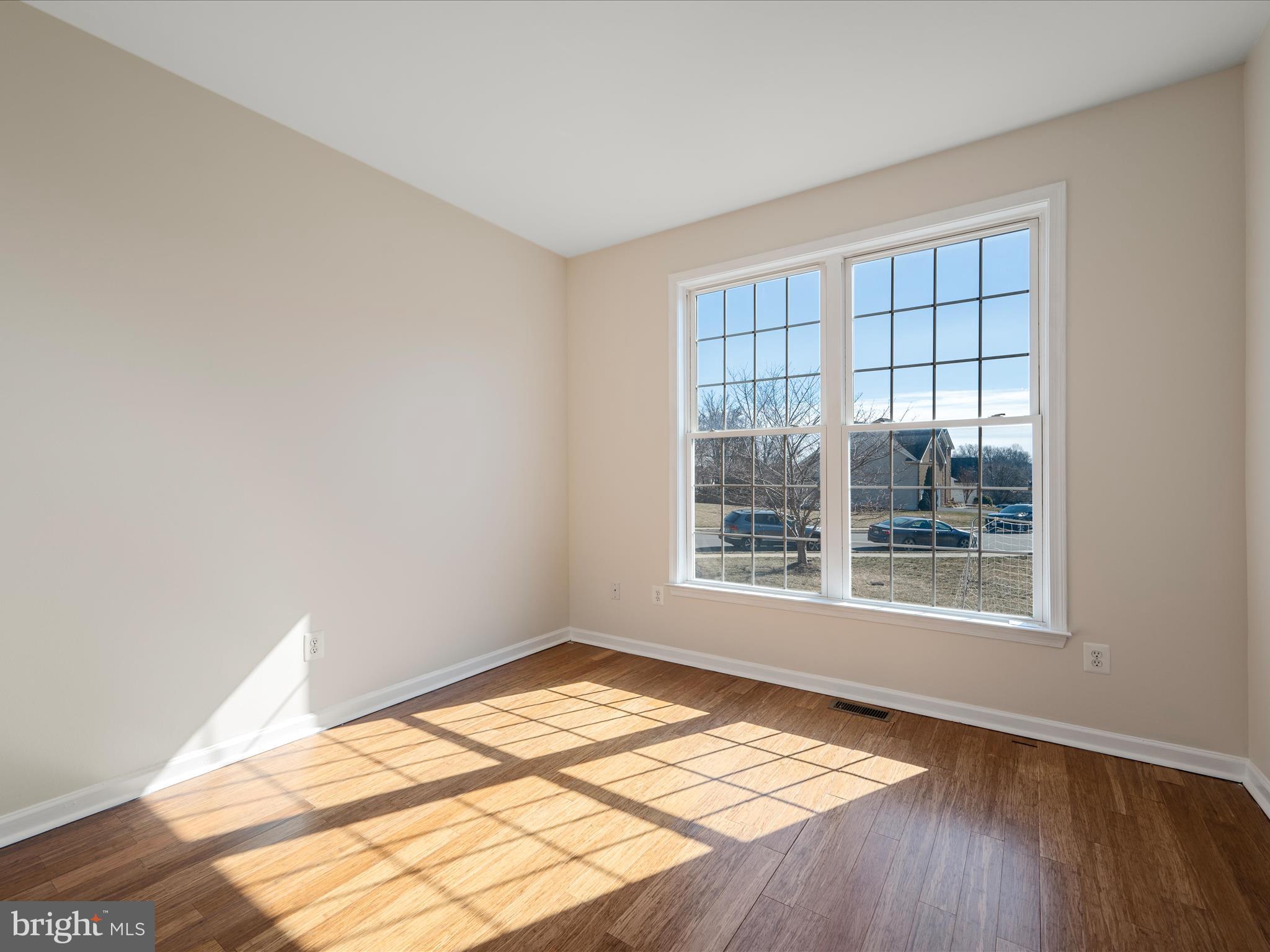 TWIN LAKE OVERLOOK - Residential