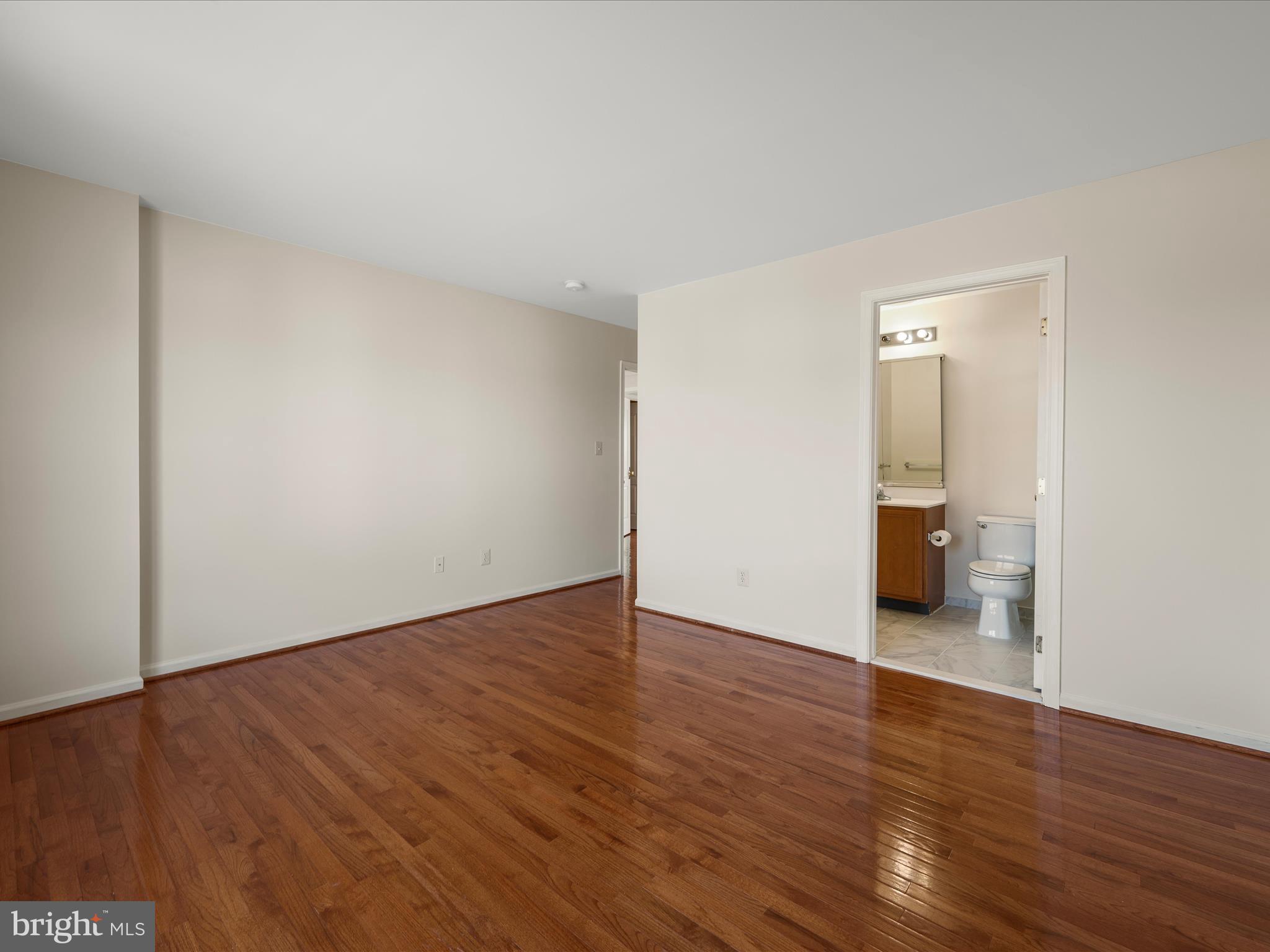 TWIN LAKE OVERLOOK - Residential