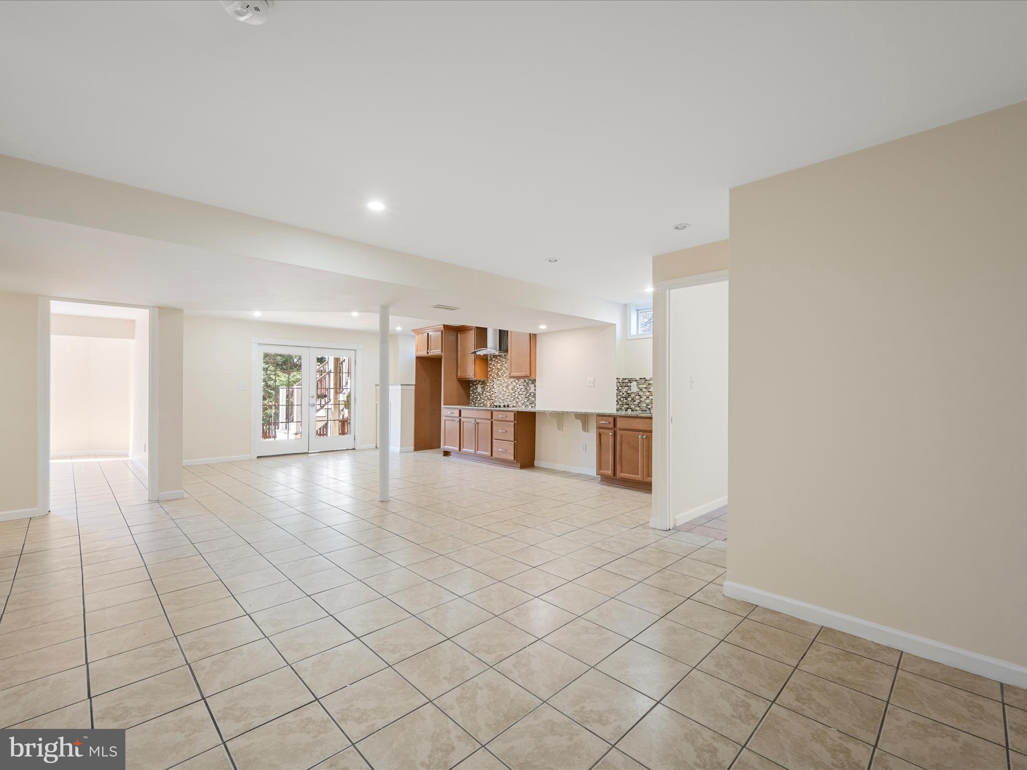 TWIN LAKE OVERLOOK - Residential