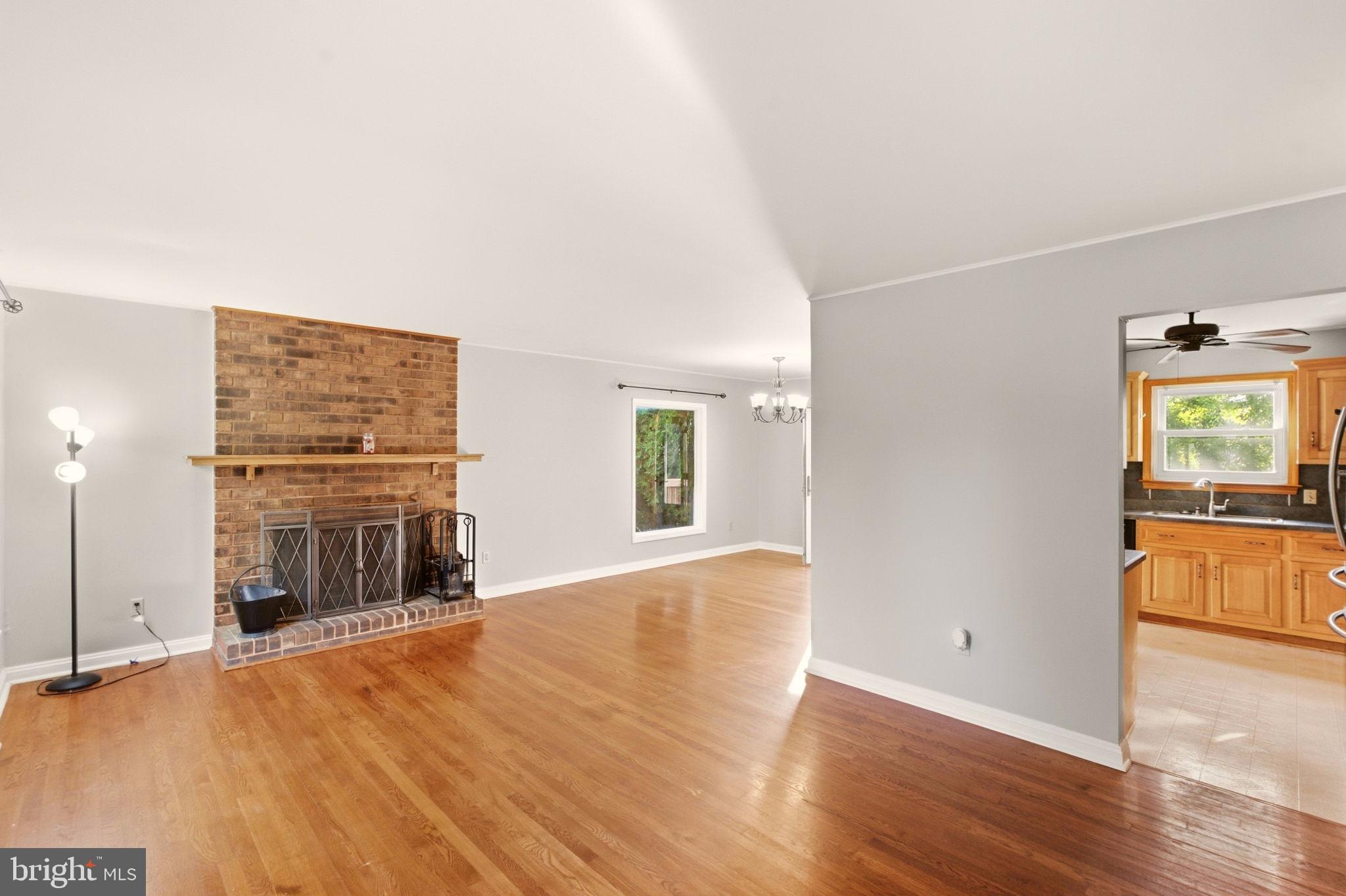 873 BLUE JAY ROAD