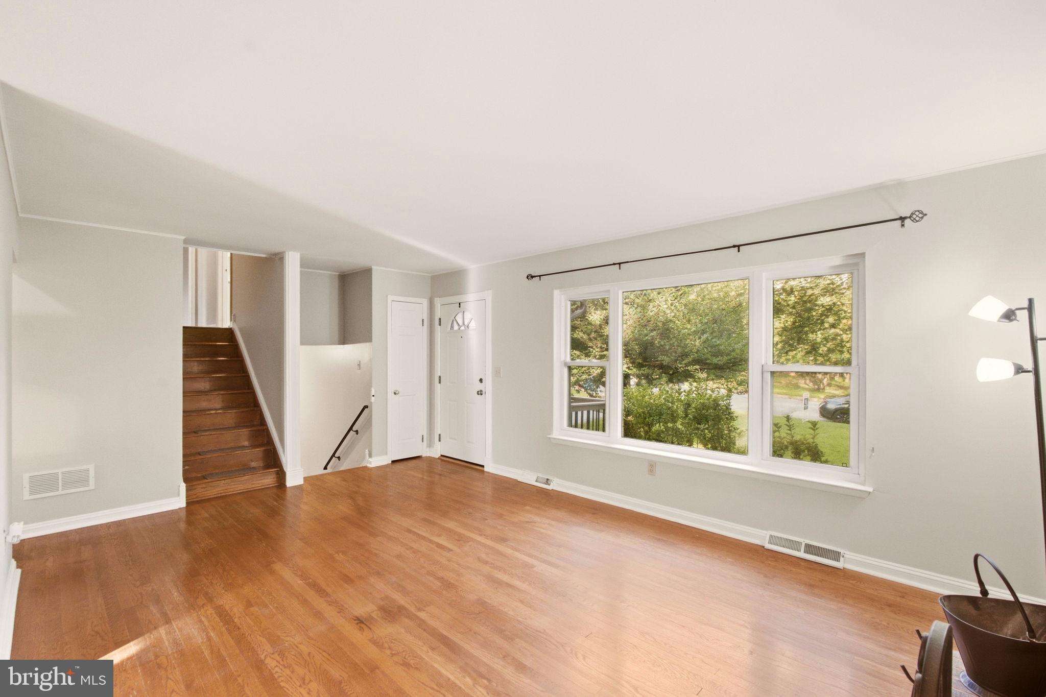 873 BLUE JAY ROAD