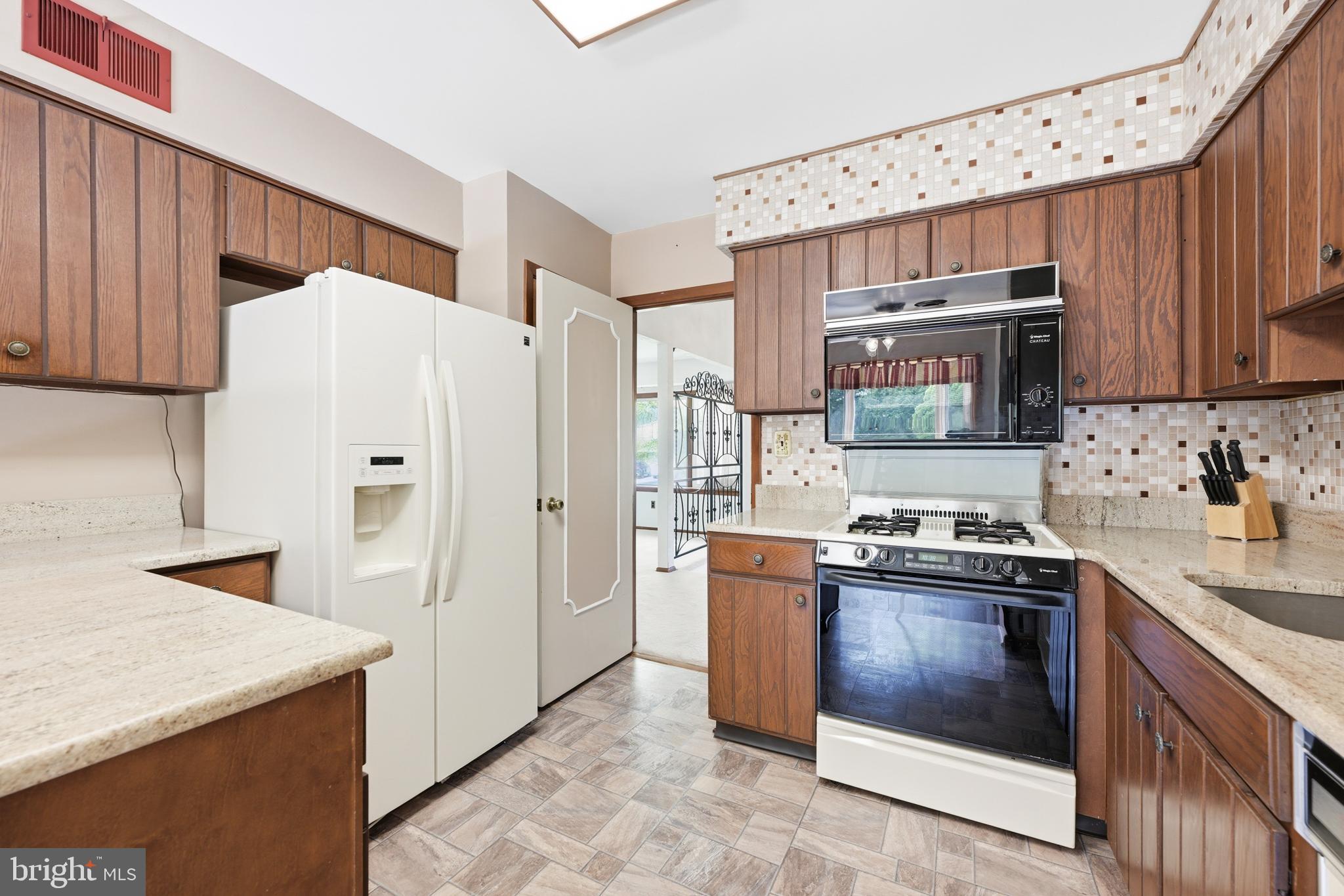 ALOE VIL - Residential