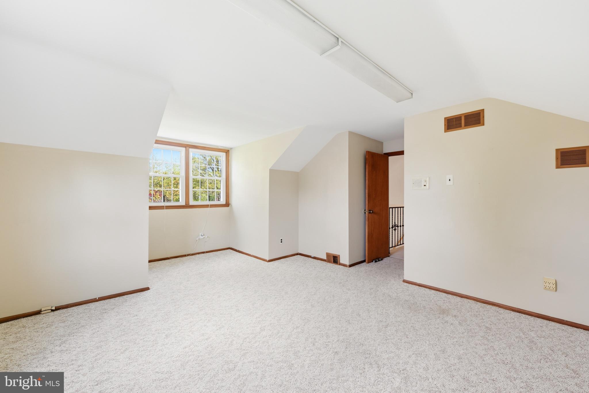 ALOE VIL - Residential