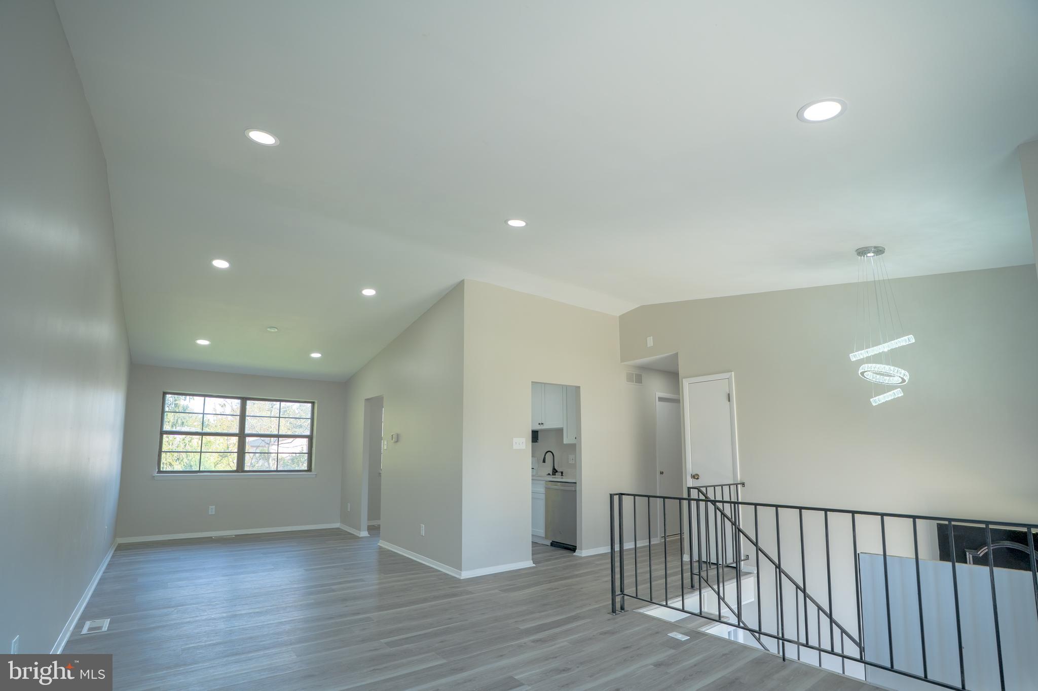 UPTON VILLAGE NORTH - Residential