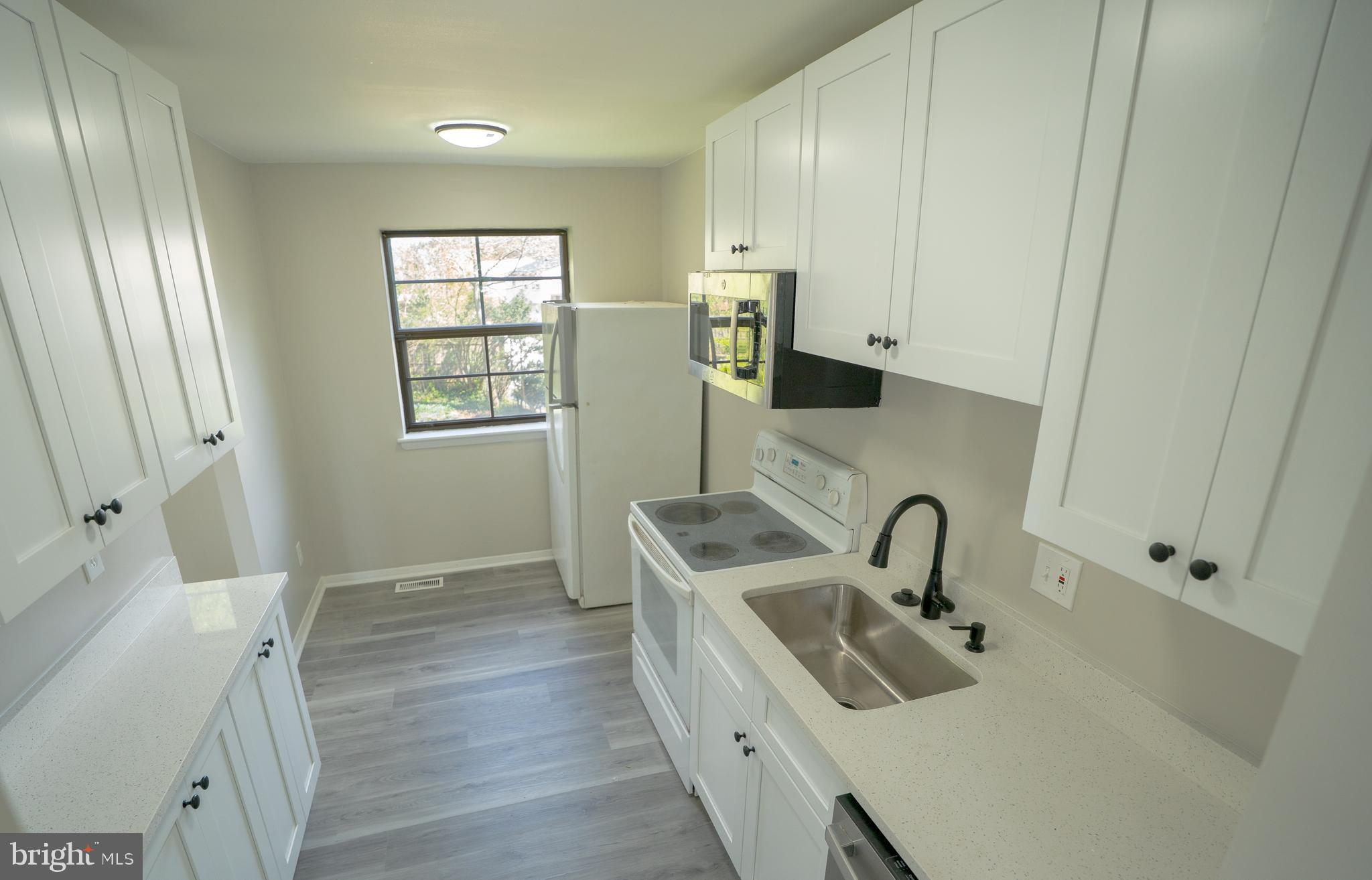 UPTON VILLAGE NORTH - Residential