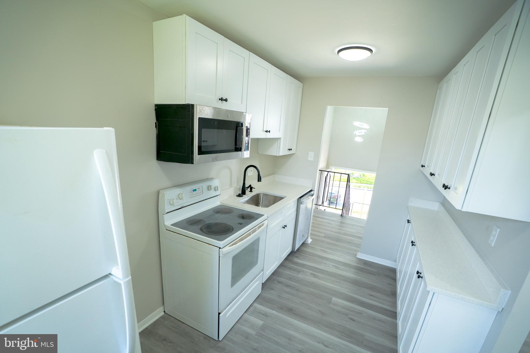 UPTON VILLAGE NORTH - Residential