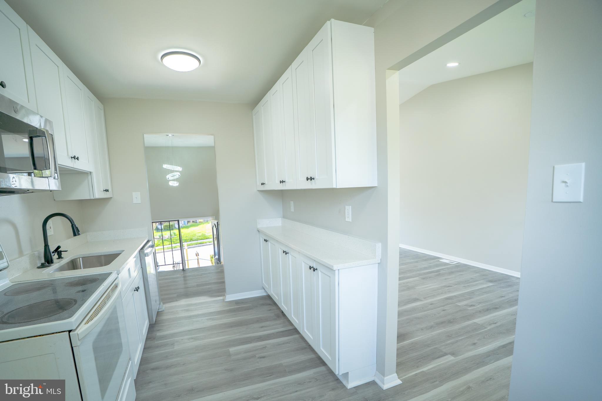 UPTON VILLAGE NORTH - Residential