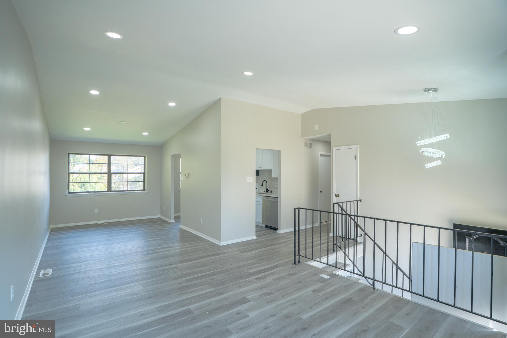 UPTON VILLAGE NORTH - Residential