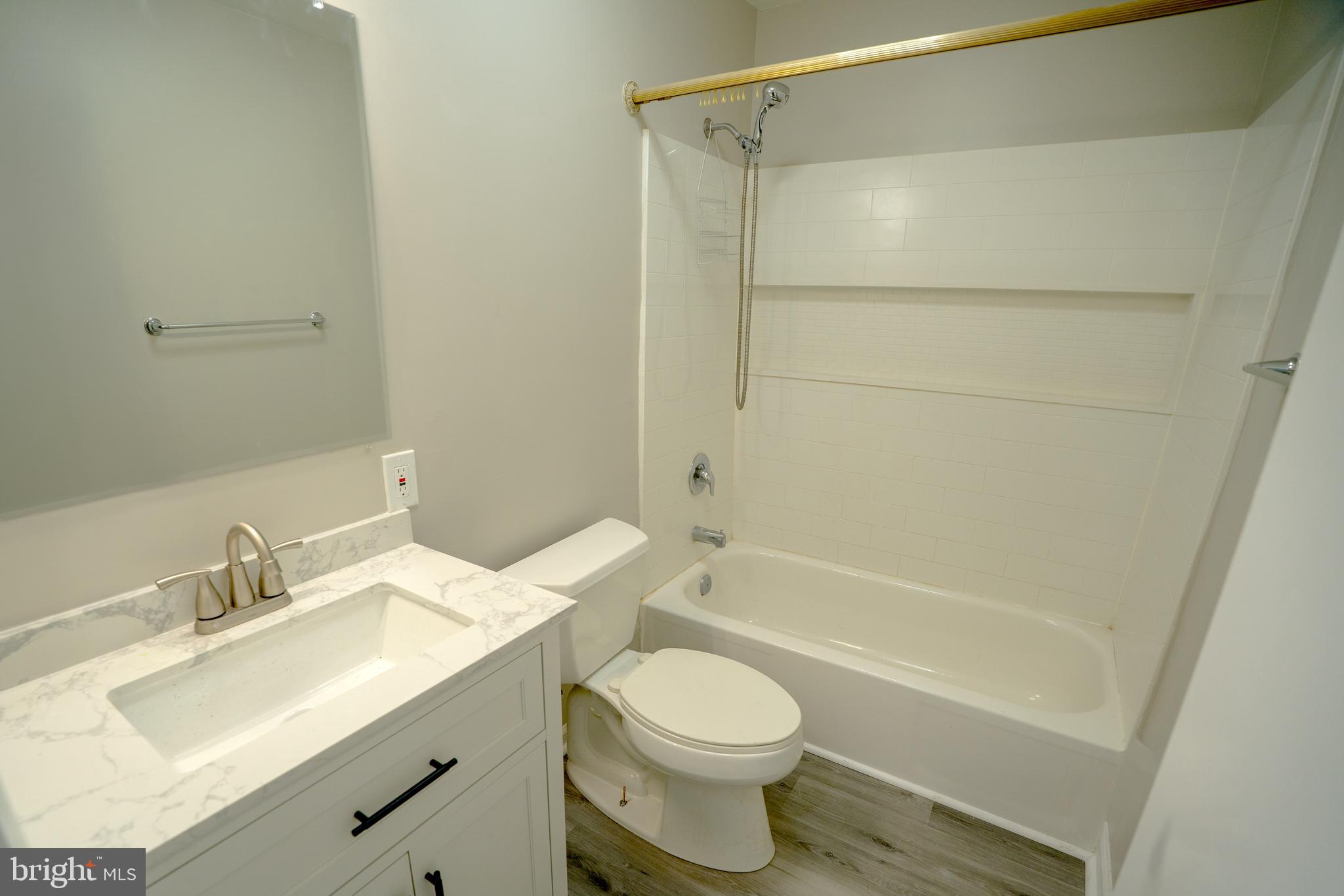 UPTON VILLAGE NORTH - Residential