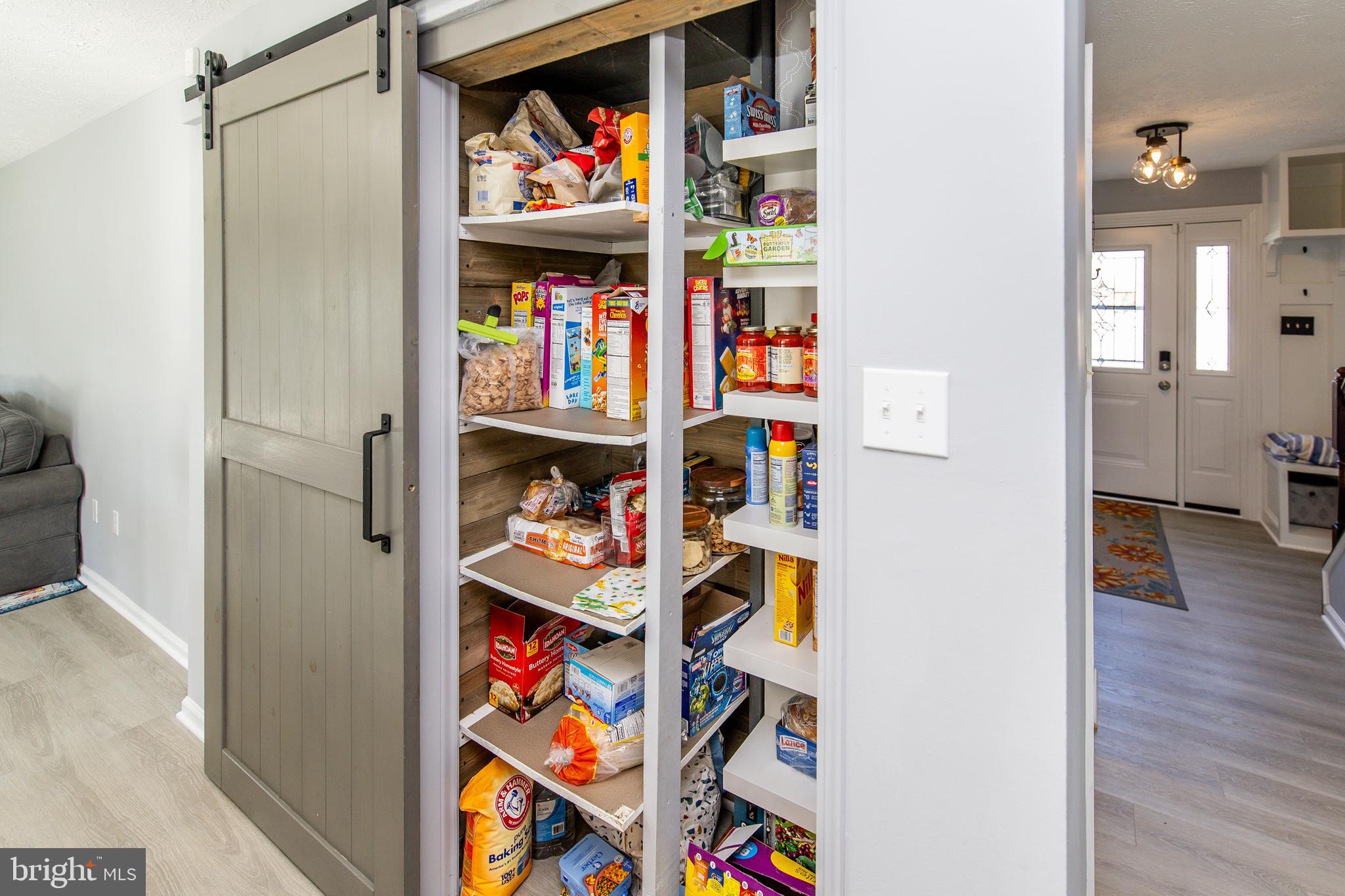 SEVEN OAKS - Residential