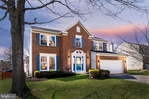 Homes For Sale - 1914 Artillery Lane<br/> ODENTON, MD 21113