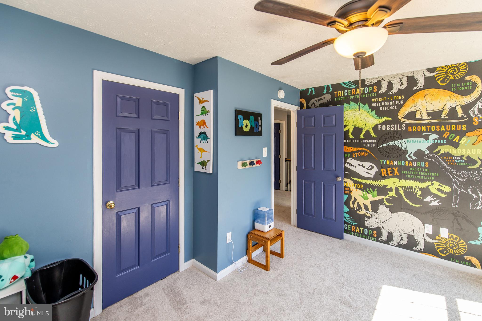 SEVEN OAKS - Residential