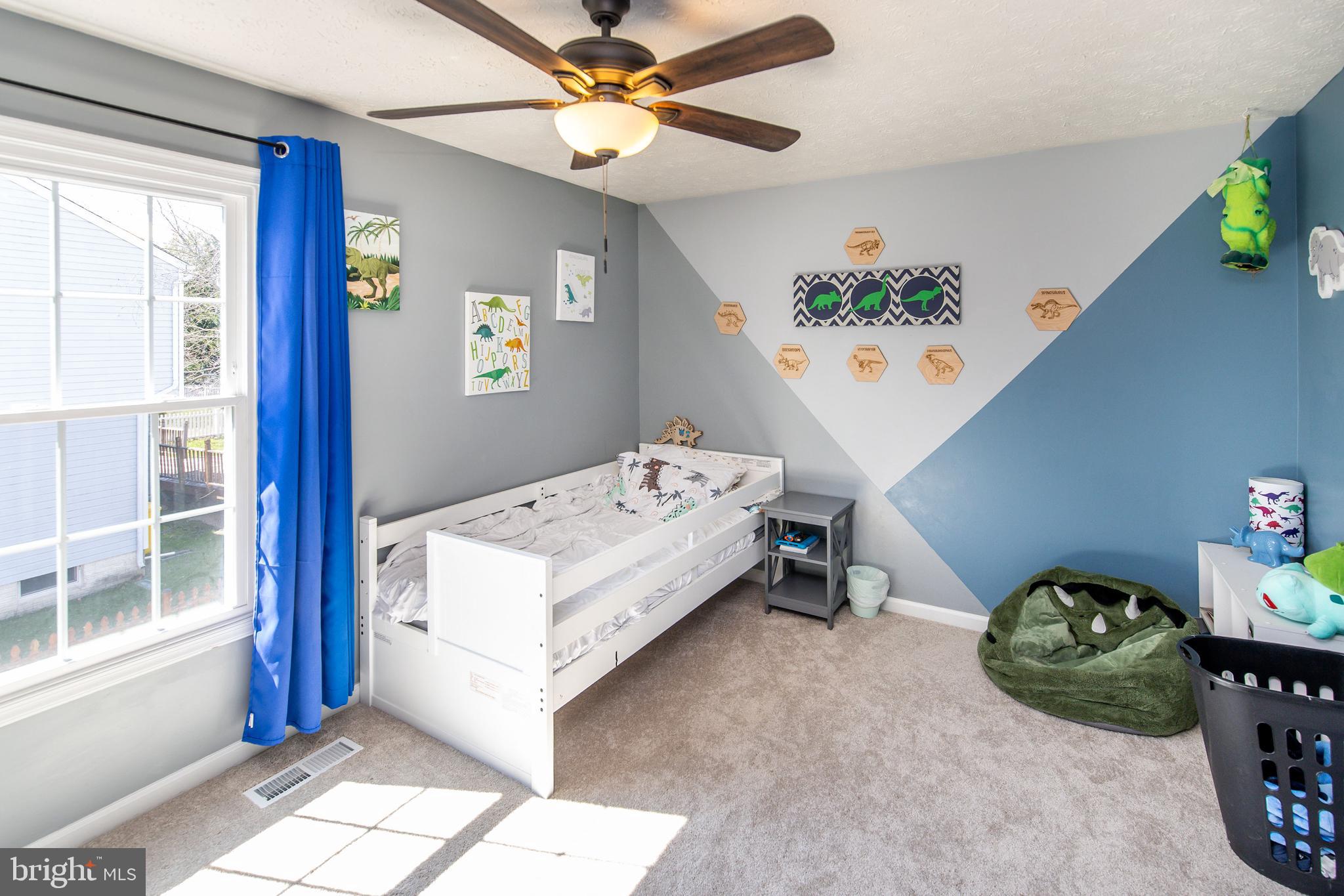 SEVEN OAKS - Residential