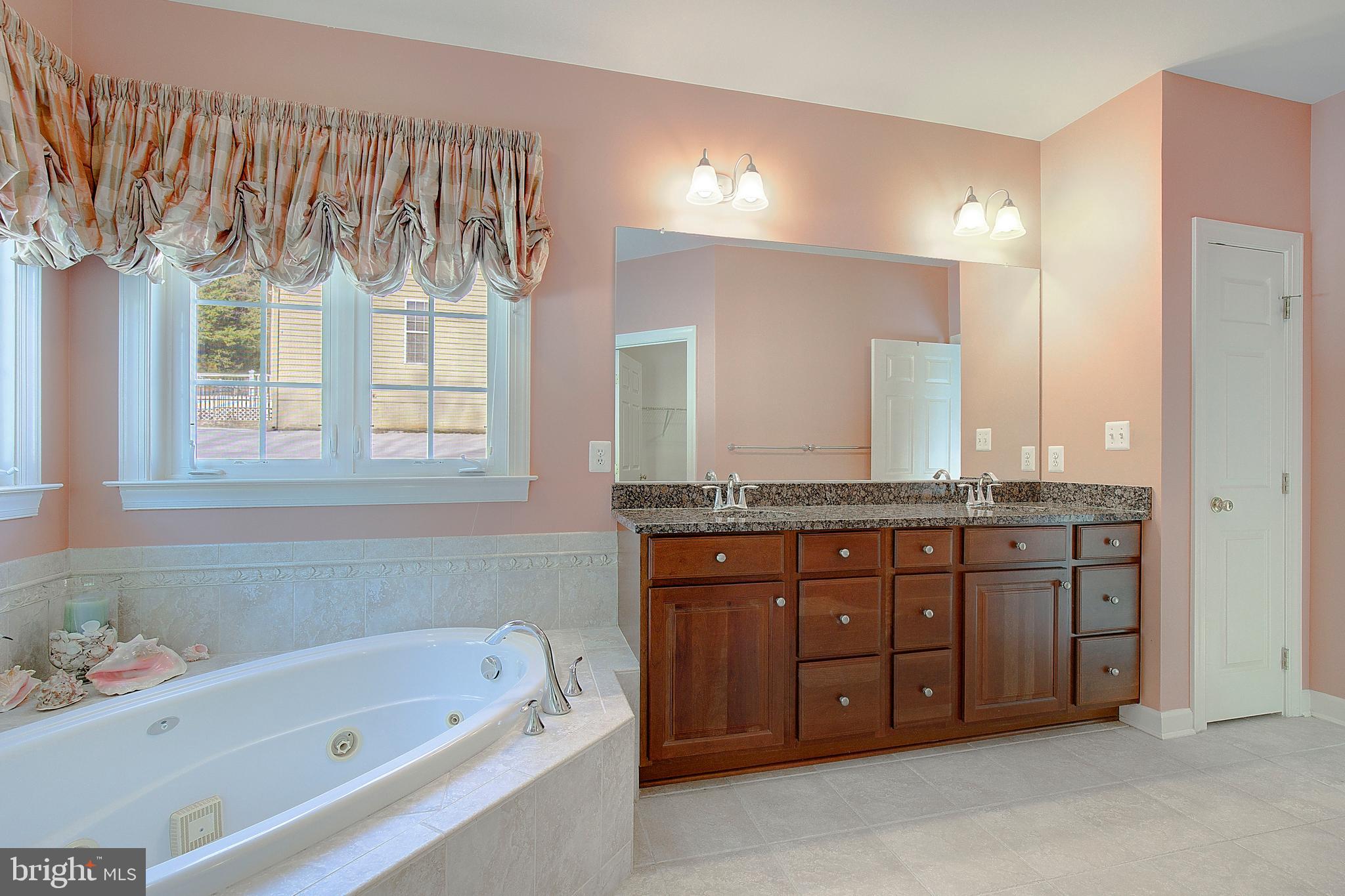 STONECREST - Residential