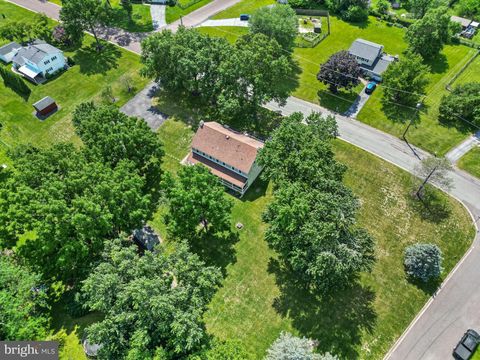 Photo of 1338 Lynn Drive, POTTSTOWN, PA 19464 (MLS # PAMC2154130)