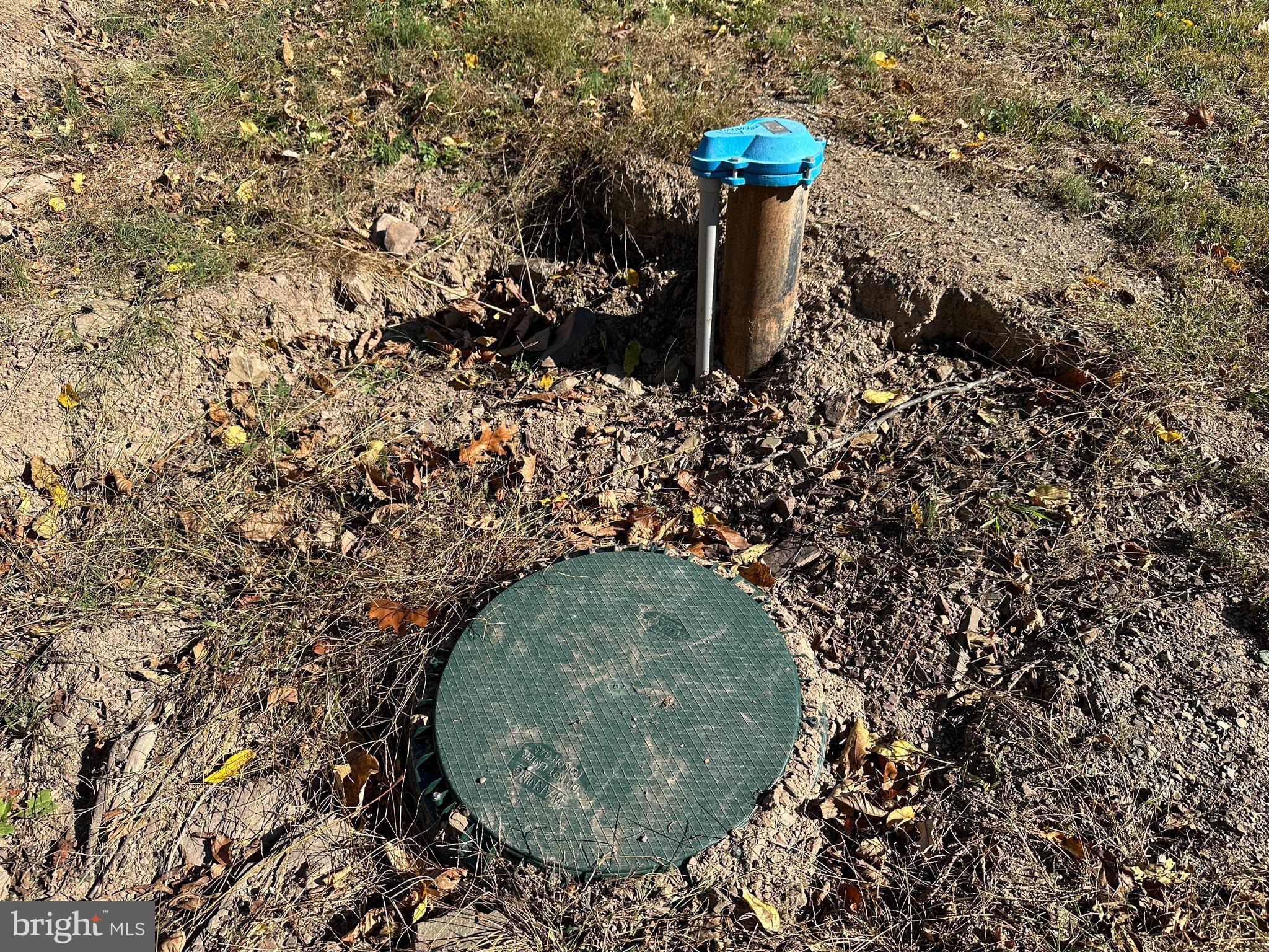 FRENCHS NECK EAST - Land