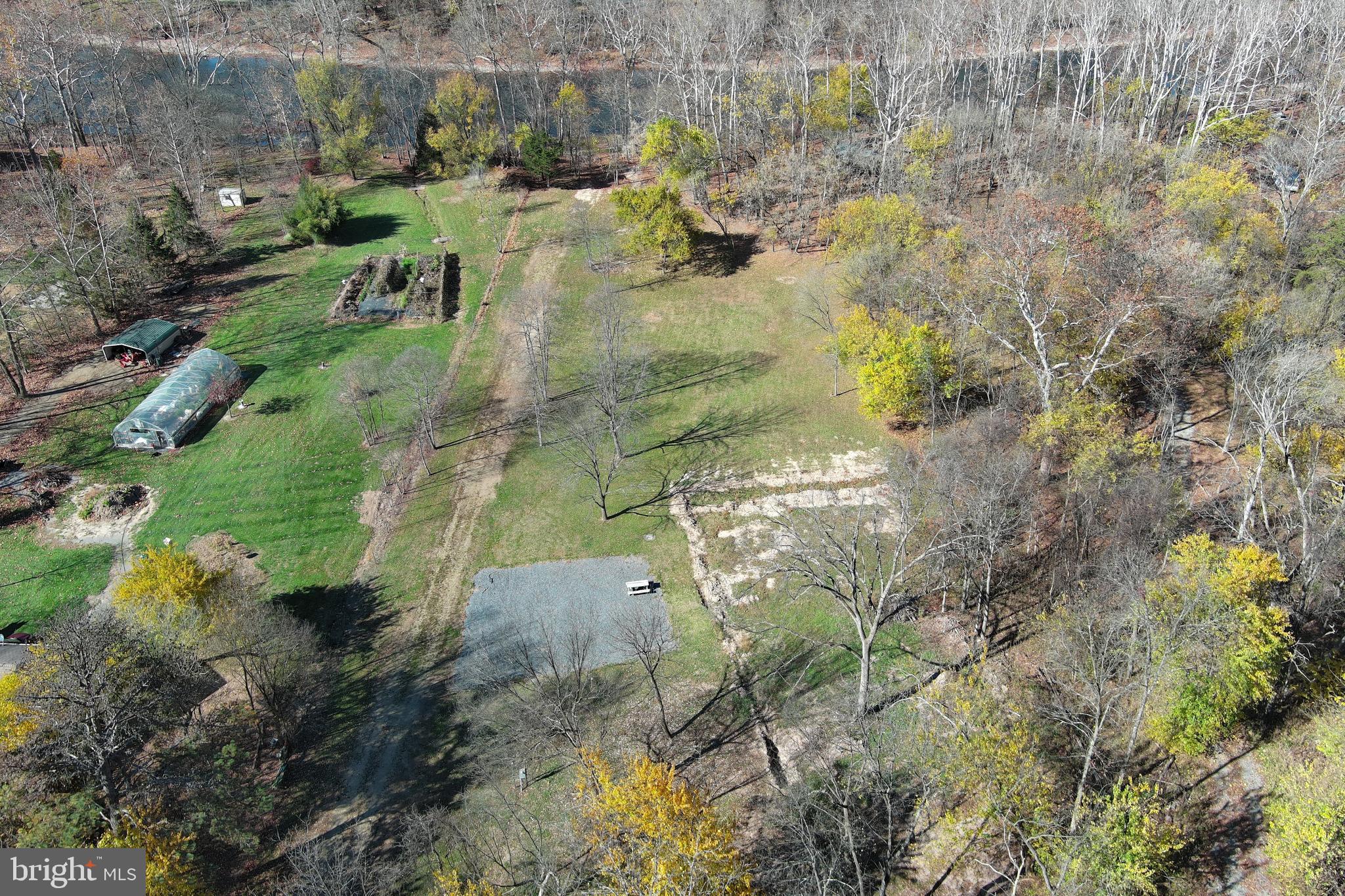 FRENCHS NECK EAST - Land
