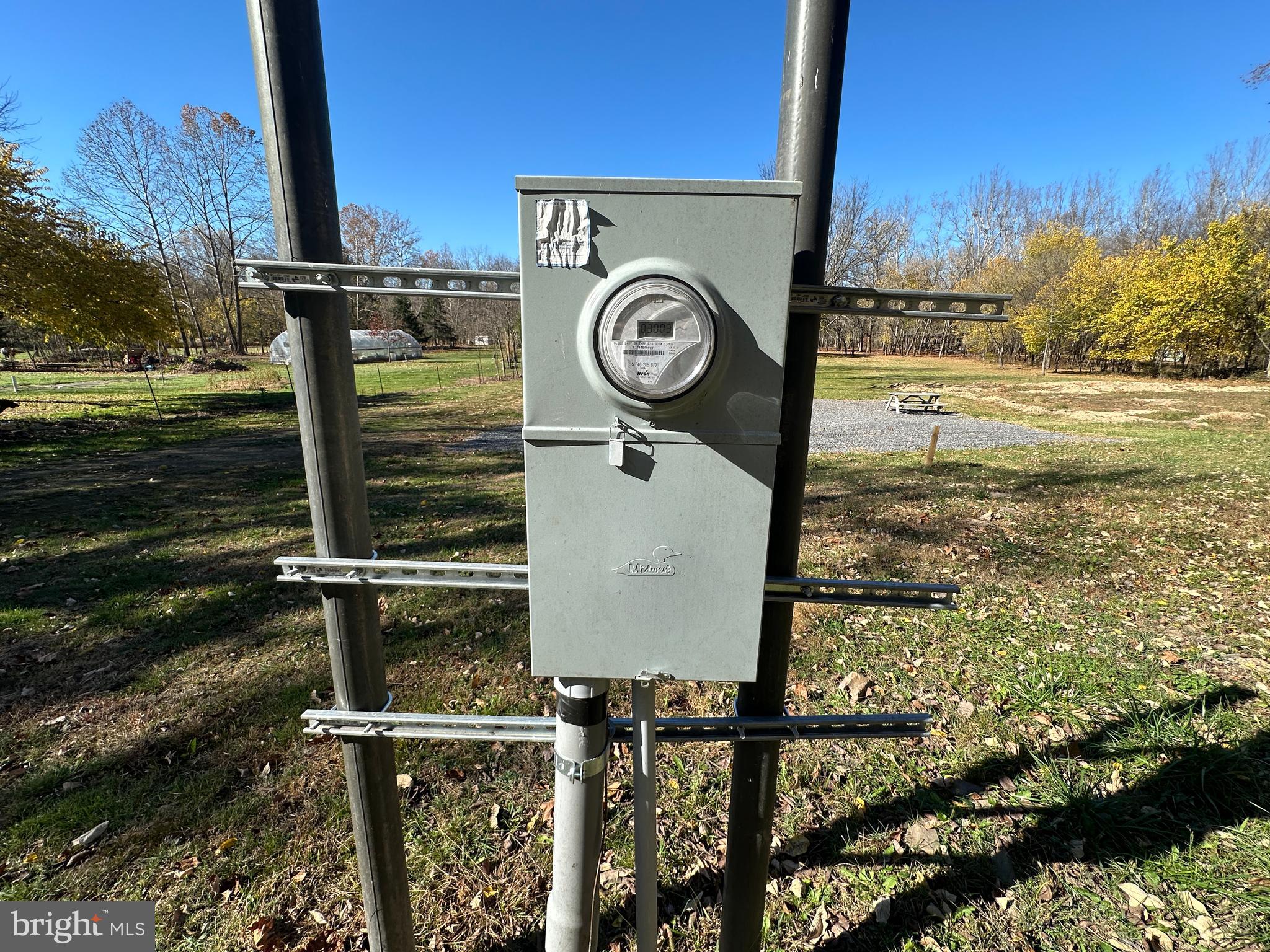 FRENCHS NECK EAST - Land