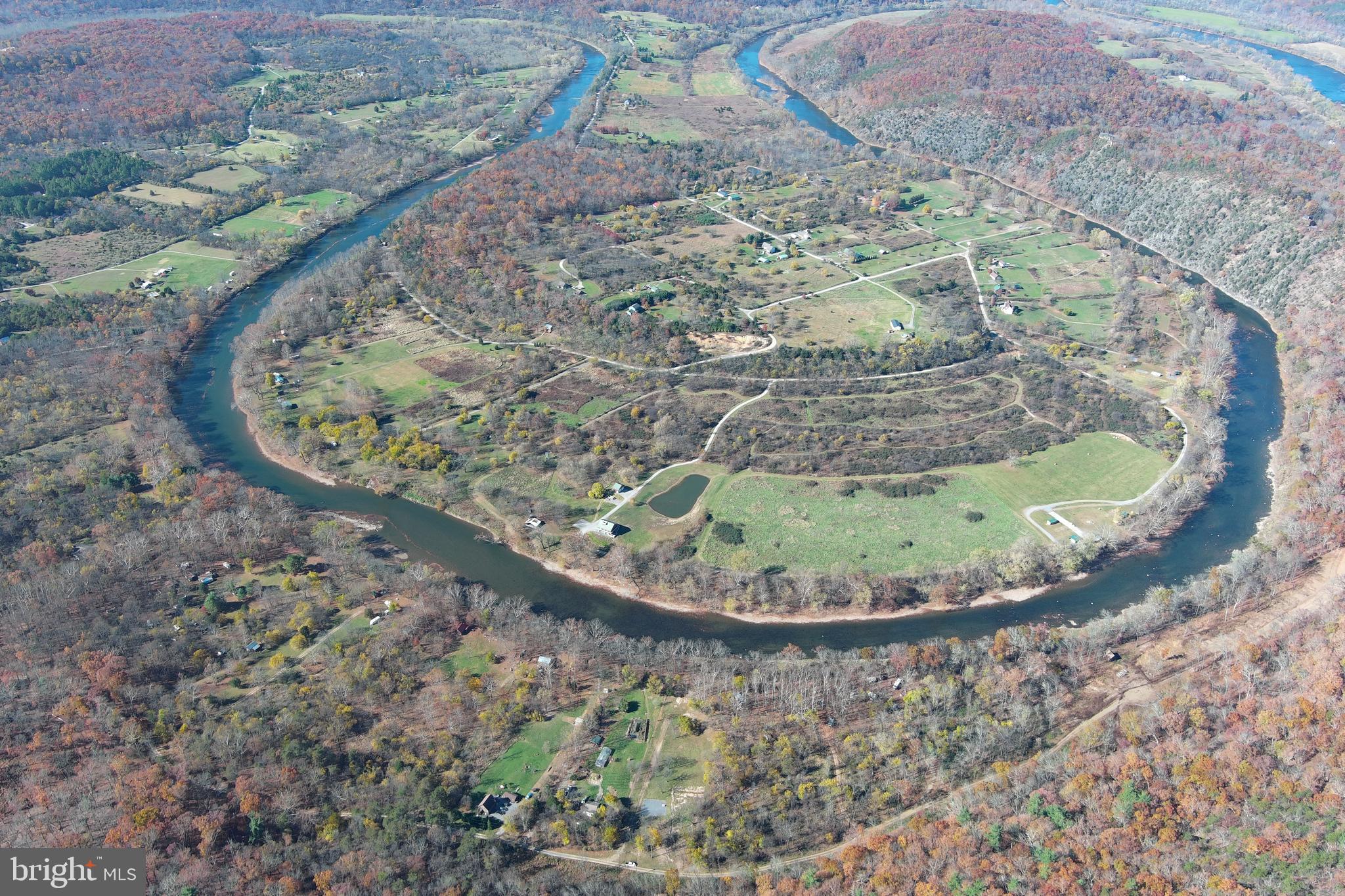 FRENCHS NECK EAST - Land