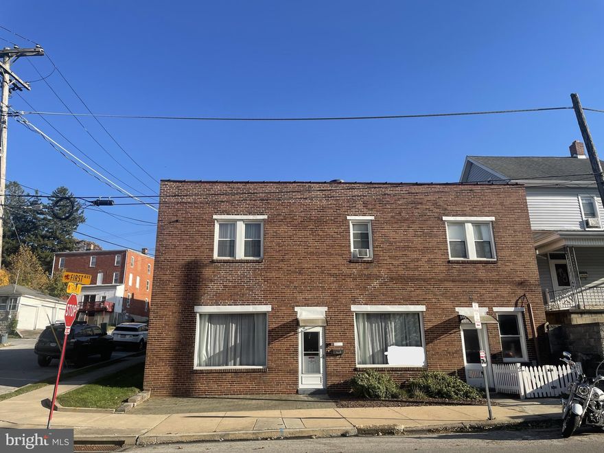 Looking to elevate your business to a new level? Check out this mixed-use building offering an ideal first floor space for storage/private office at an affordable price. Wide-open floor plan with 2 large front windows that provide a lot of natural light to the space. Private office with own entrance on the right side of the property as well. Building has 2 on-site parking spaces that are shared with the entire building and there are also plenty of parking spaces along the street near the building. Lease rate includes all utilities (gas, real estate taxes, water, sewer, and trash). Property is located on the corner of First Avenue and North Franklin Street. *Property is right up the street from the new popular Franklin St Social! *