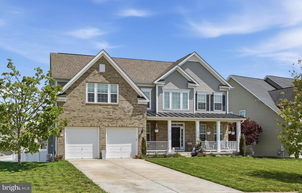 Photo of 108 Reedville Court, STEPHENS CITY, VA 22655 (MLS # VAFV2041128)