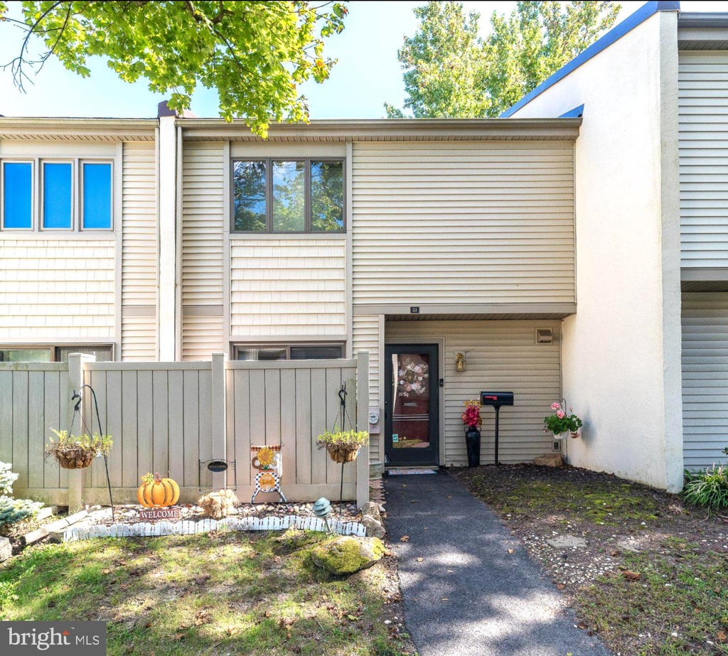 Photo of 51 Twin Brooks Drive #51, WILLOW GROVE, PA 19090 (MLS # PAMC2194412)