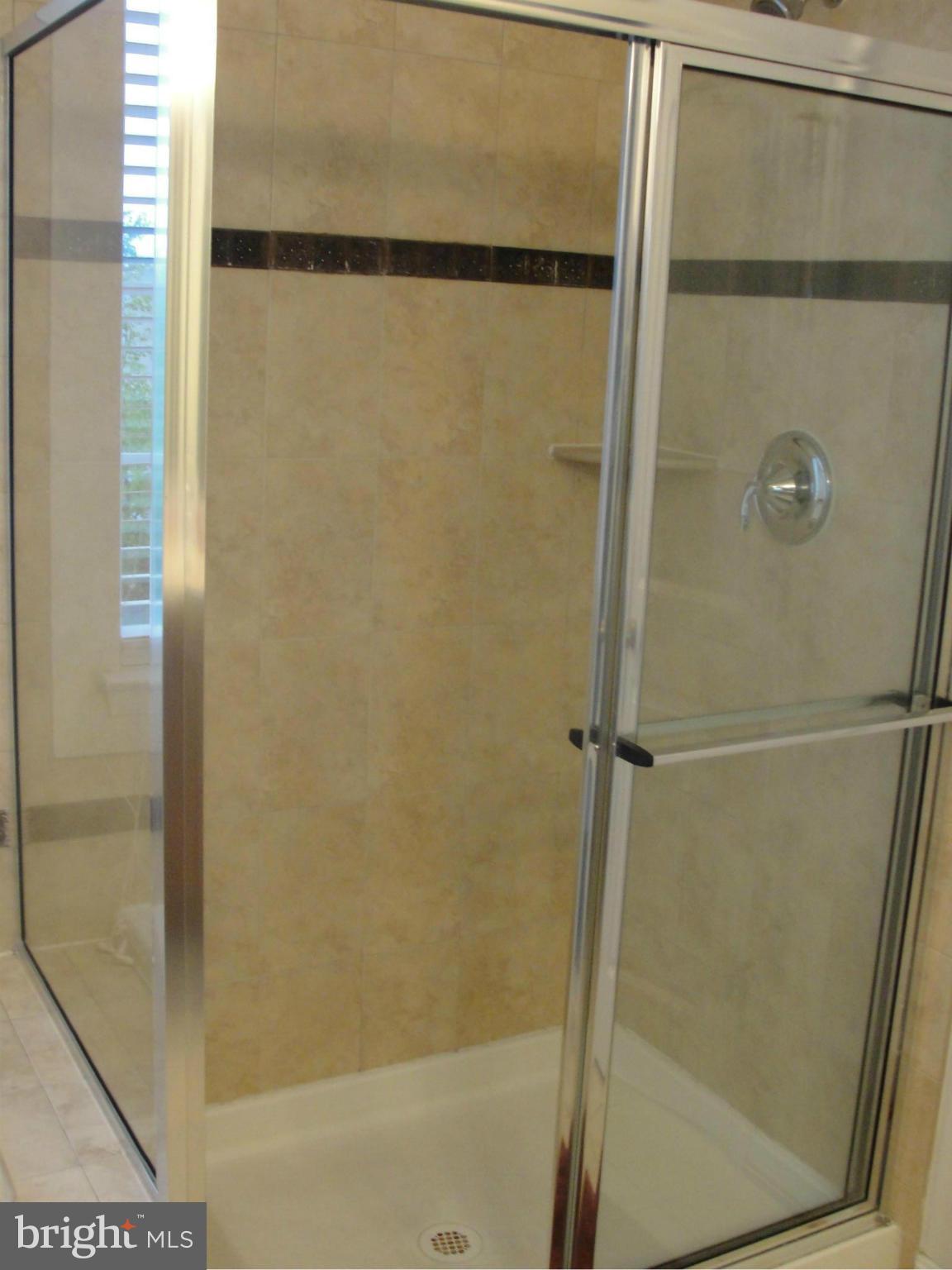 BRAMBLETON LANDBAY 2 - Residential Lease