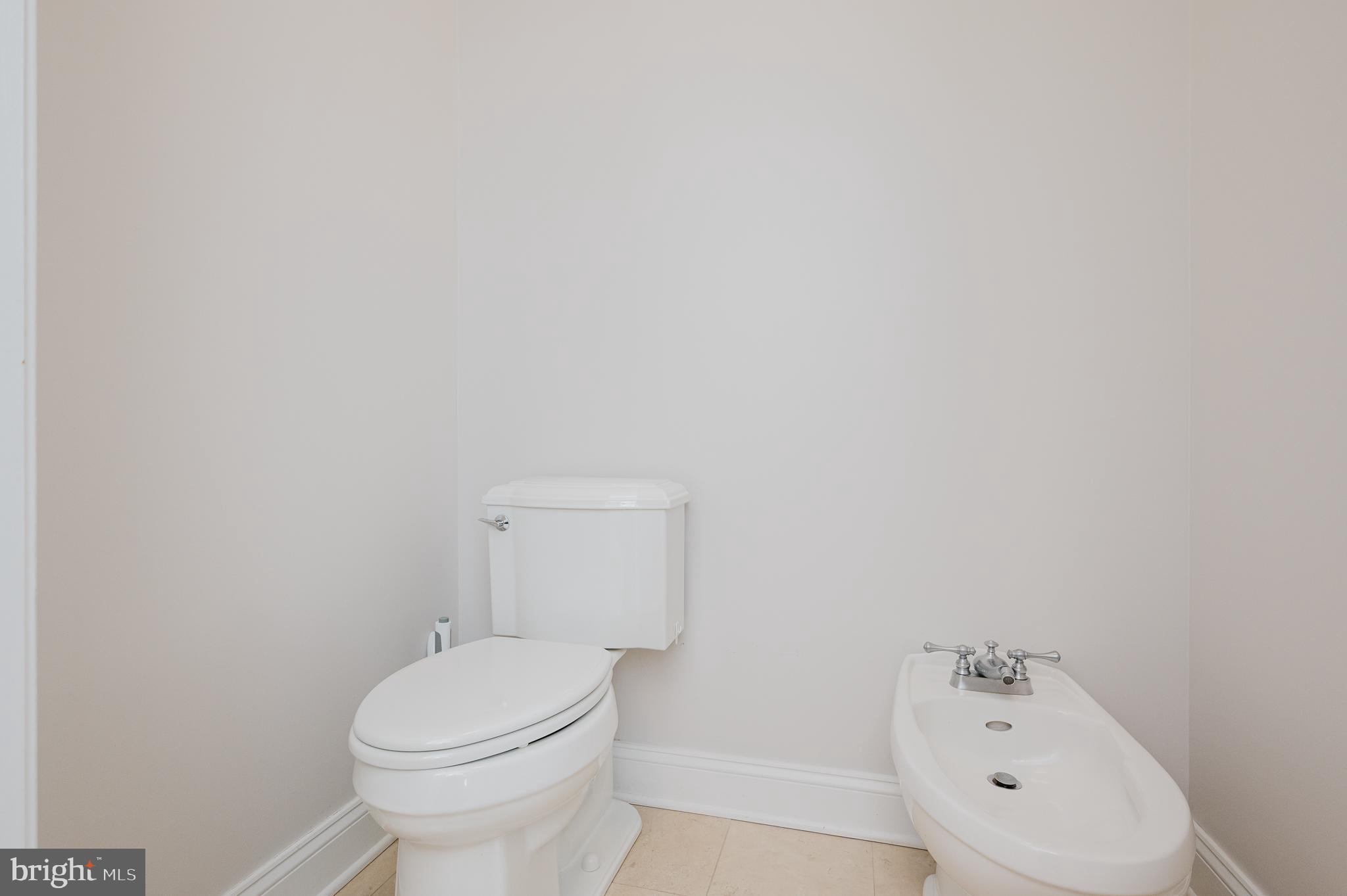 FALLSTON CROSSING - Residential