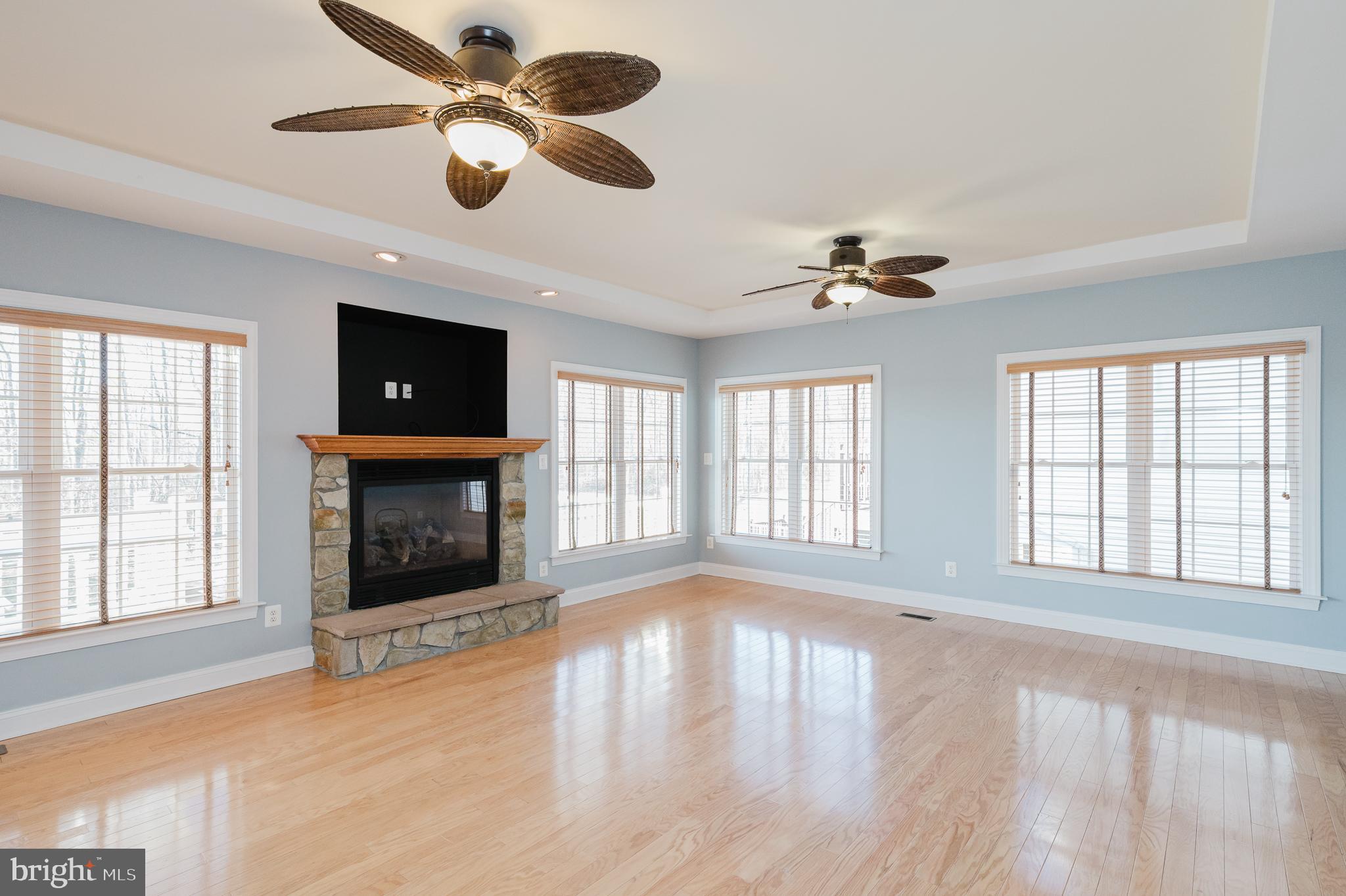 FALLSTON CROSSING - Residential