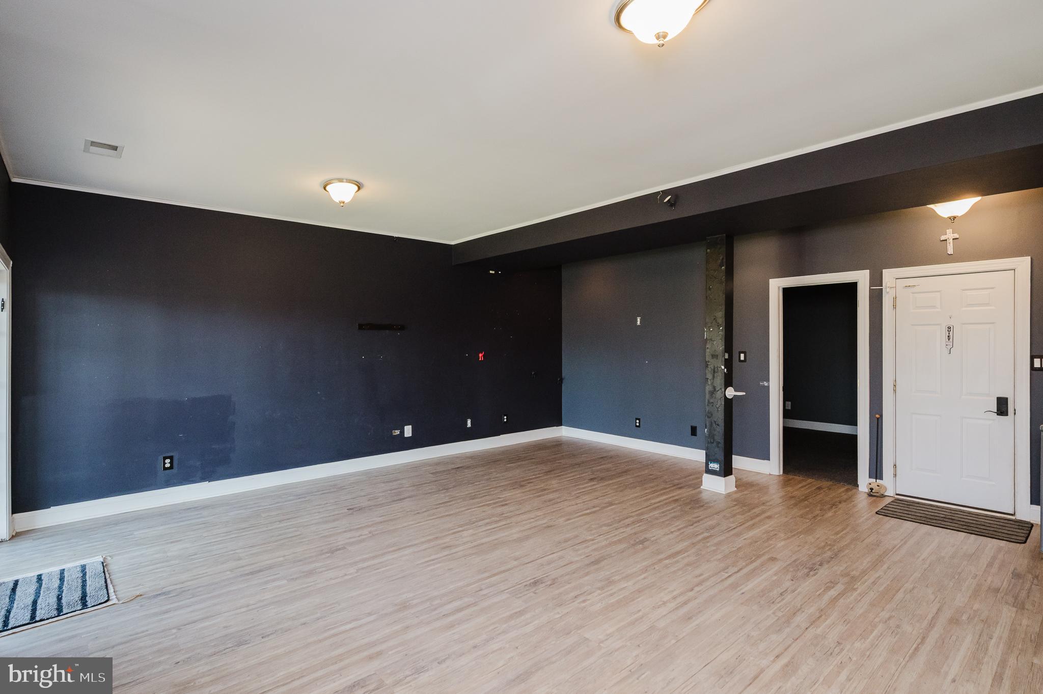 FALLSTON CROSSING - Residential