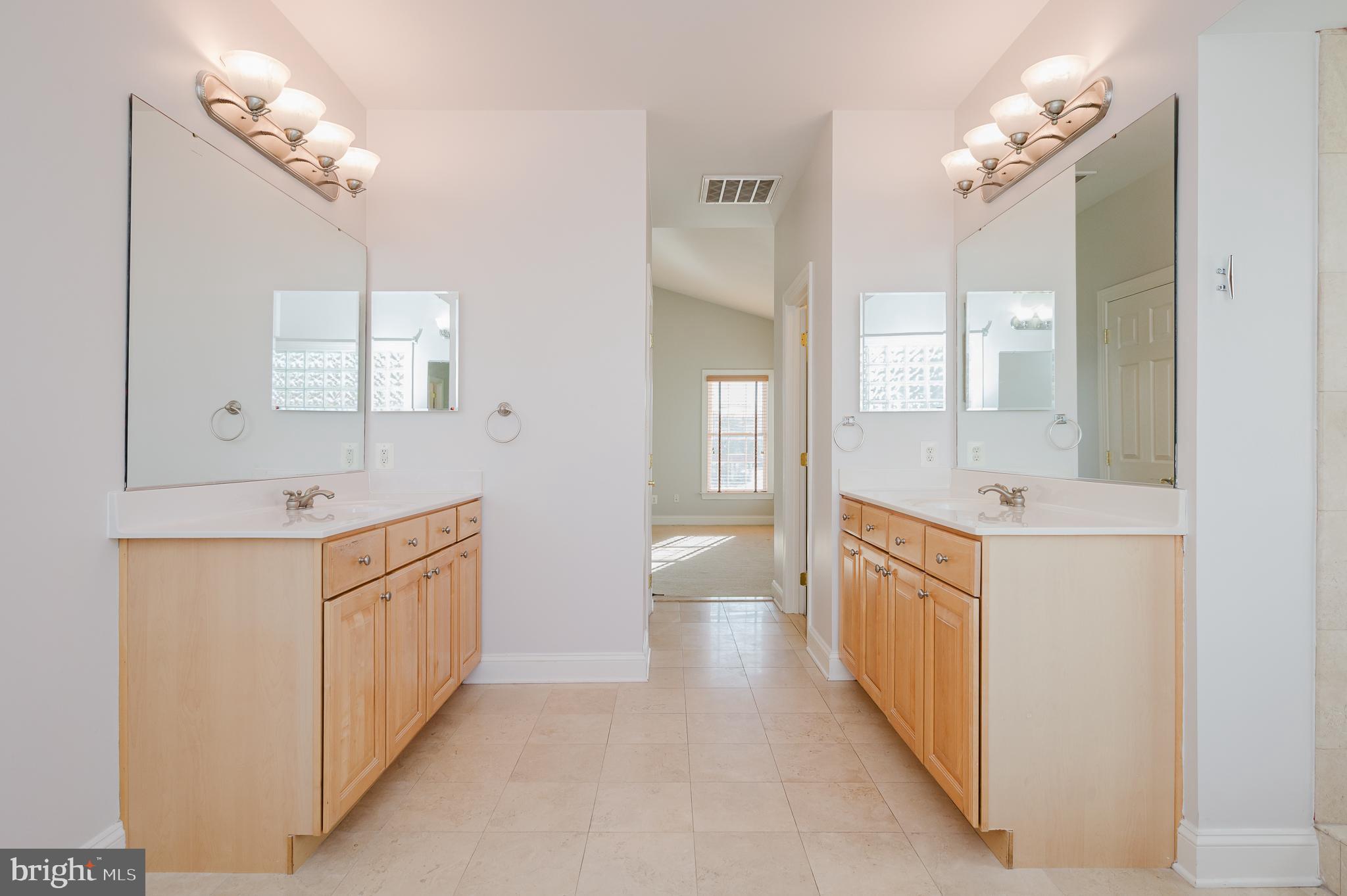 FALLSTON CROSSING - Residential