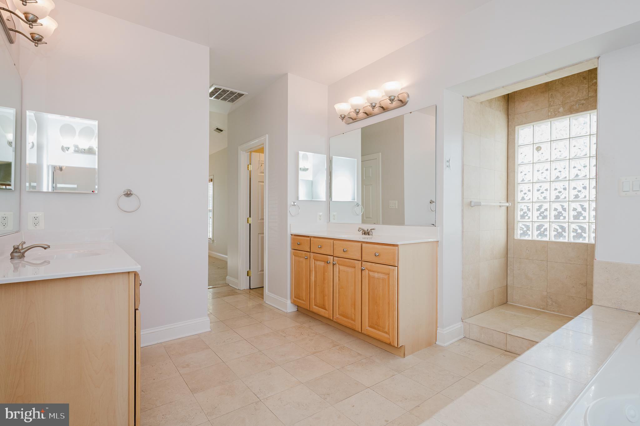 FALLSTON CROSSING - Residential