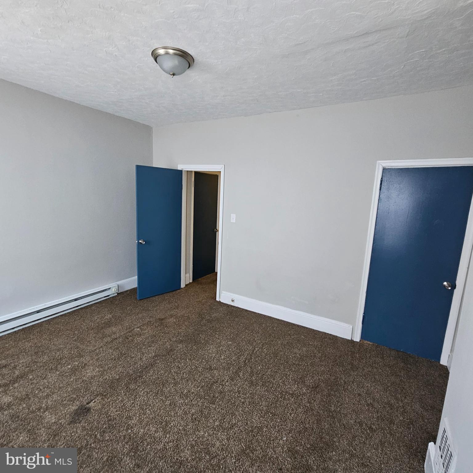 STRAWBERRY MANSION - Residential Lease