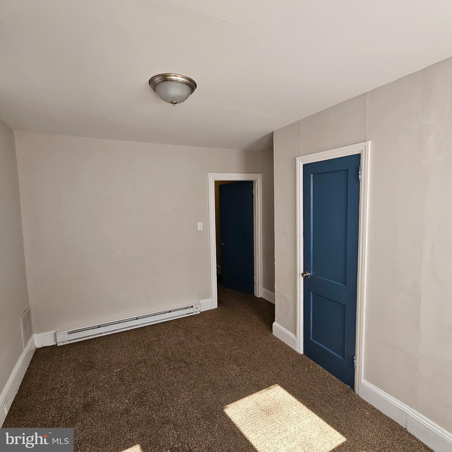 STRAWBERRY MANSION - Residential Lease