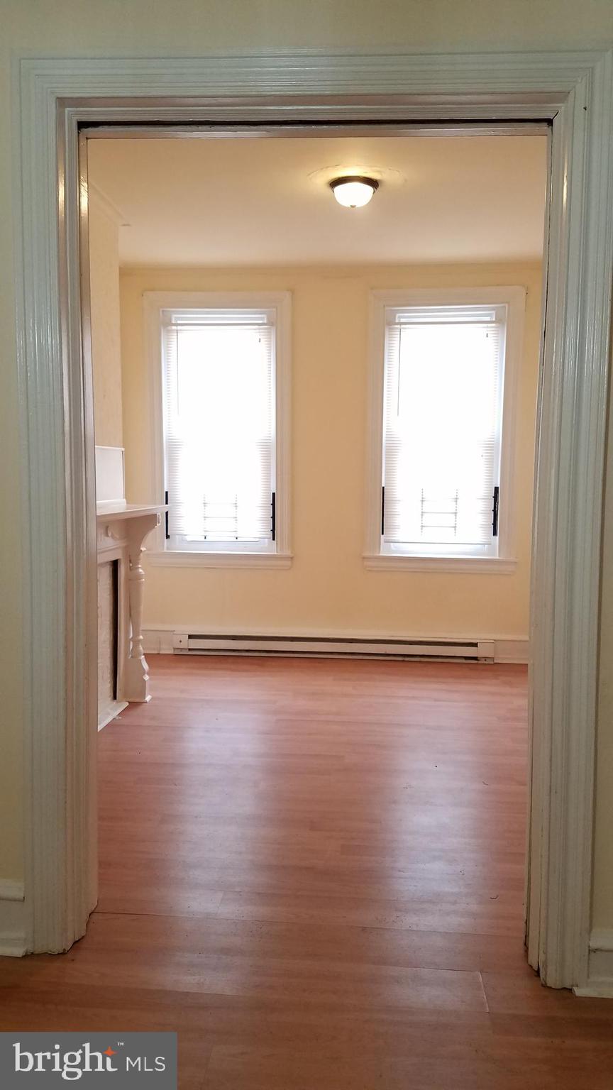 STRAWBERRY MANSION - Residential Lease