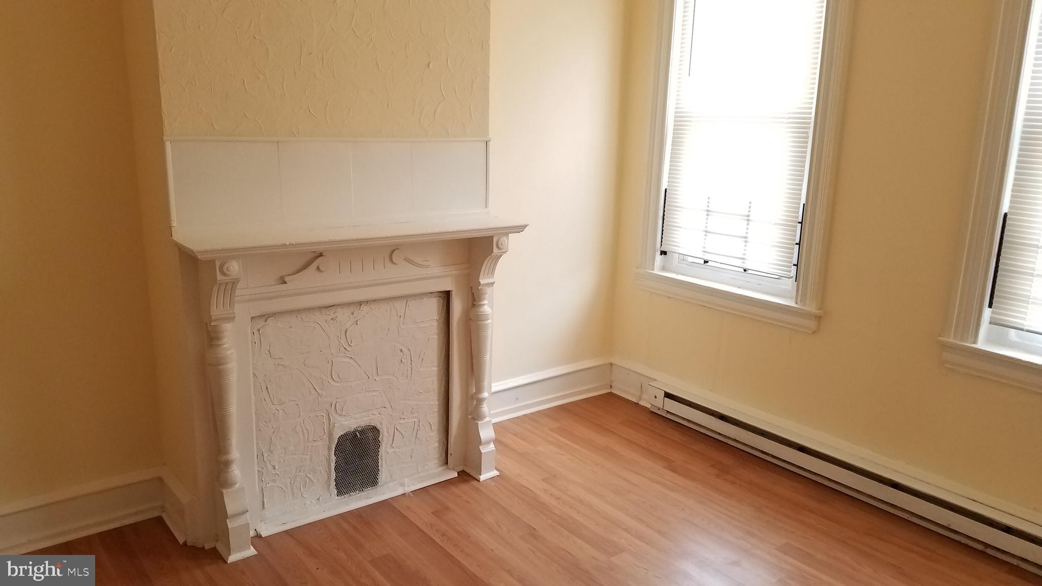 STRAWBERRY MANSION - Residential Lease