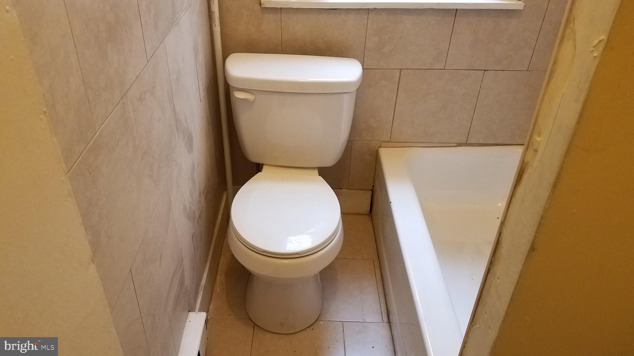 STRAWBERRY MANSION - Residential Lease